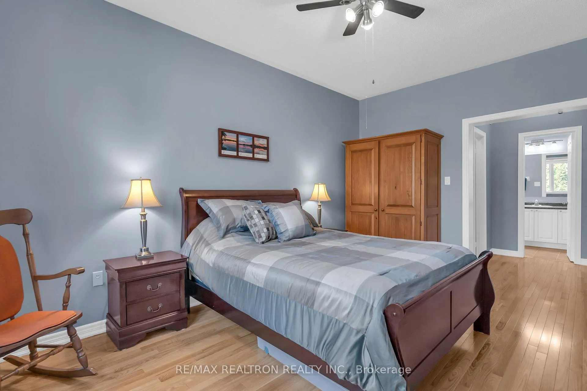 Photo 17 of 17 Marchant Circle, King, Schomberg — HOMEH
