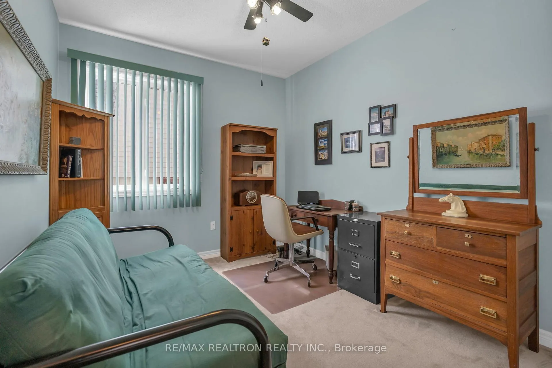 Photo 19 of 17 Marchant Circle, King, Schomberg — HOMEH