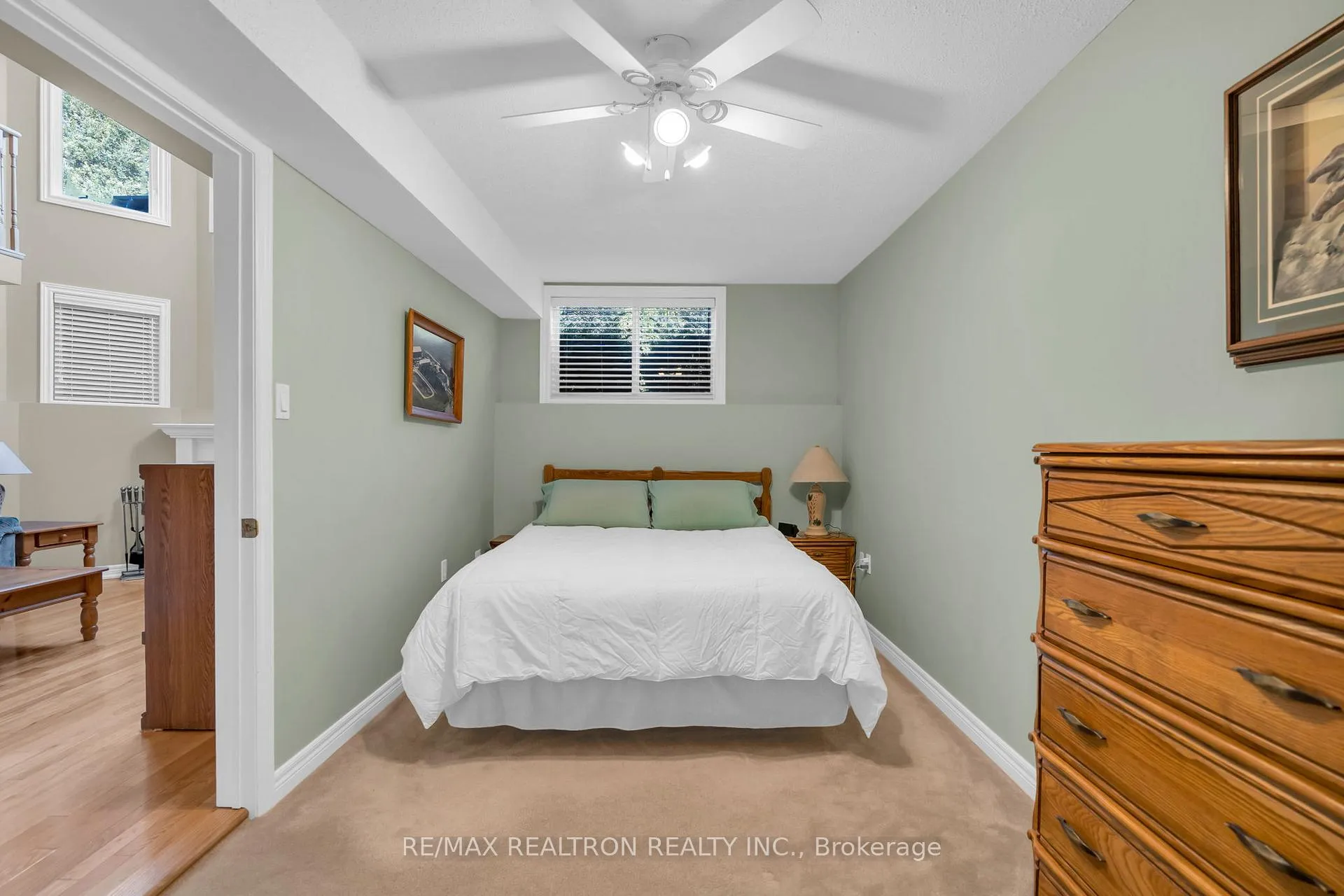Photo 25 of 17 Marchant Circle, King, Schomberg — HOMEH