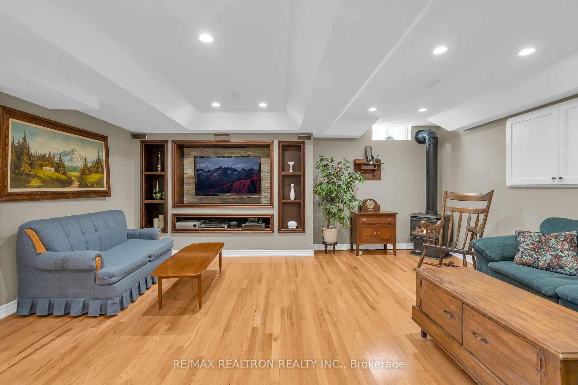 Photo 29 of 17 Marchant Circle, King, Schomberg — HOMEH