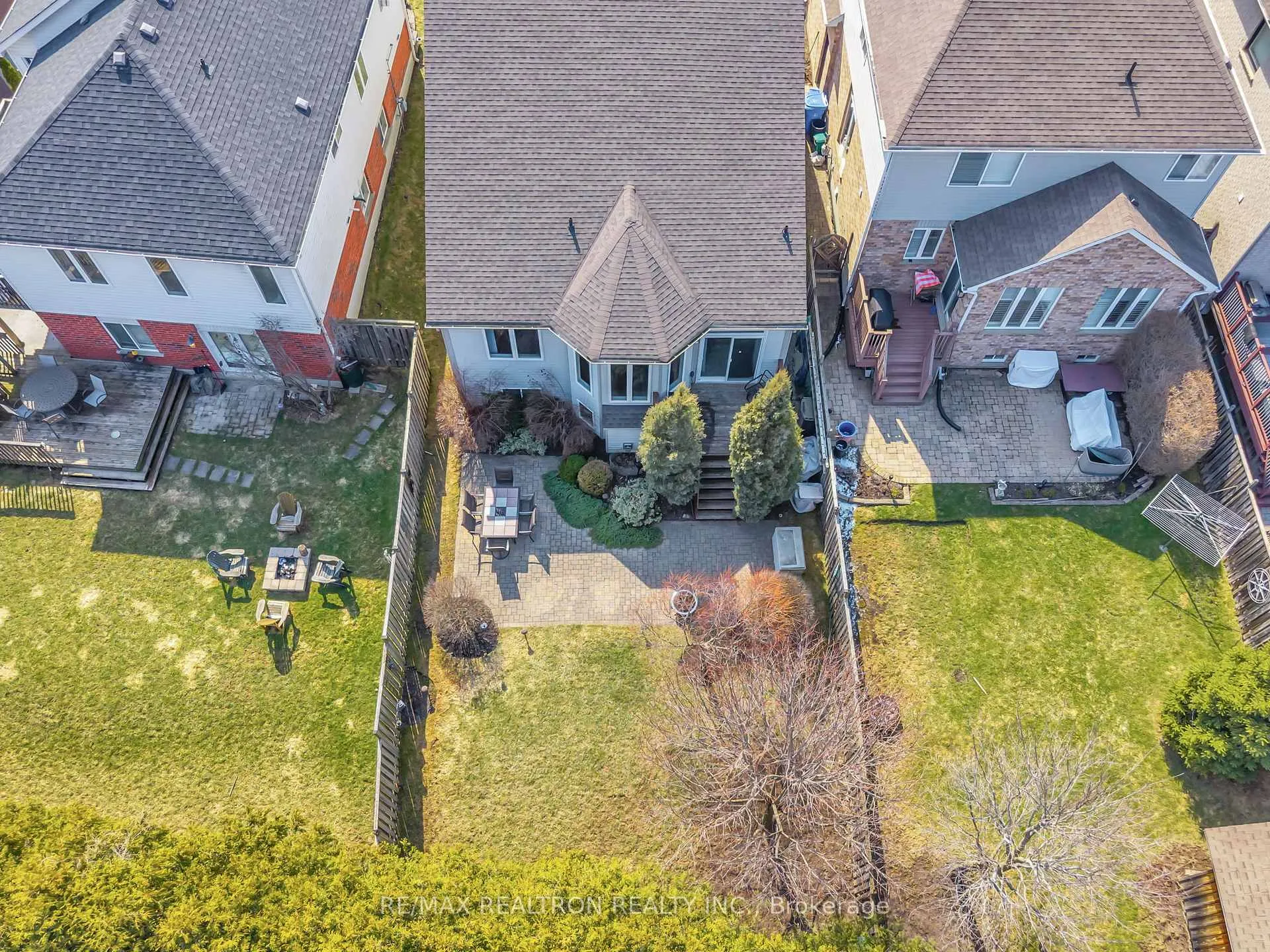 Photo 36 of 17 Marchant Circle, King, Schomberg — HOMEH