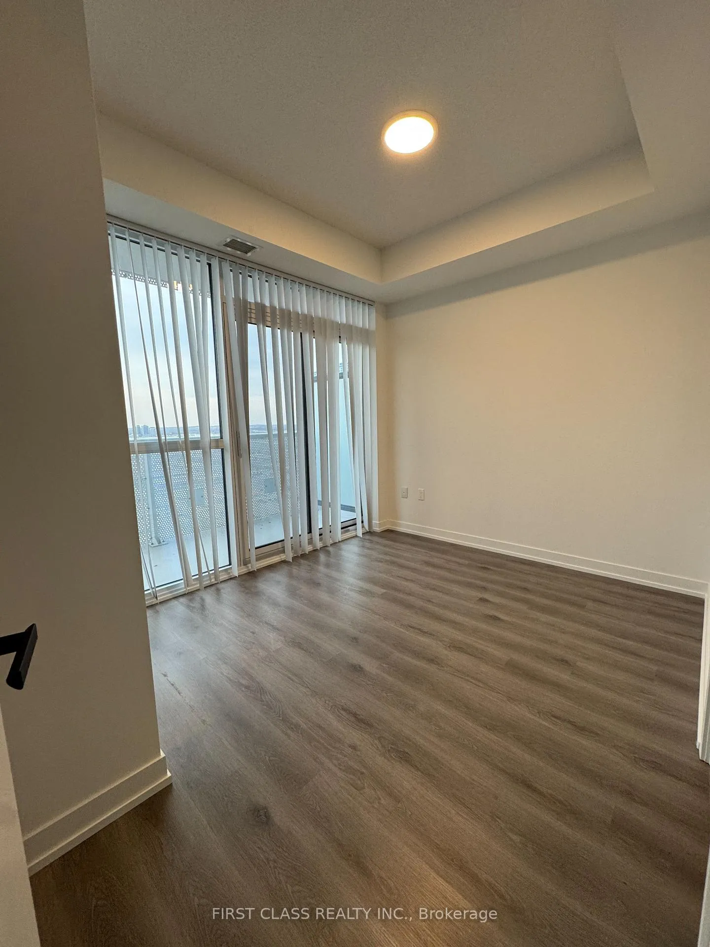 Photo 6 of Unit 3309, 225 Commerce Street, Vaughan, Vaughan Corporate Centre — HOMEH