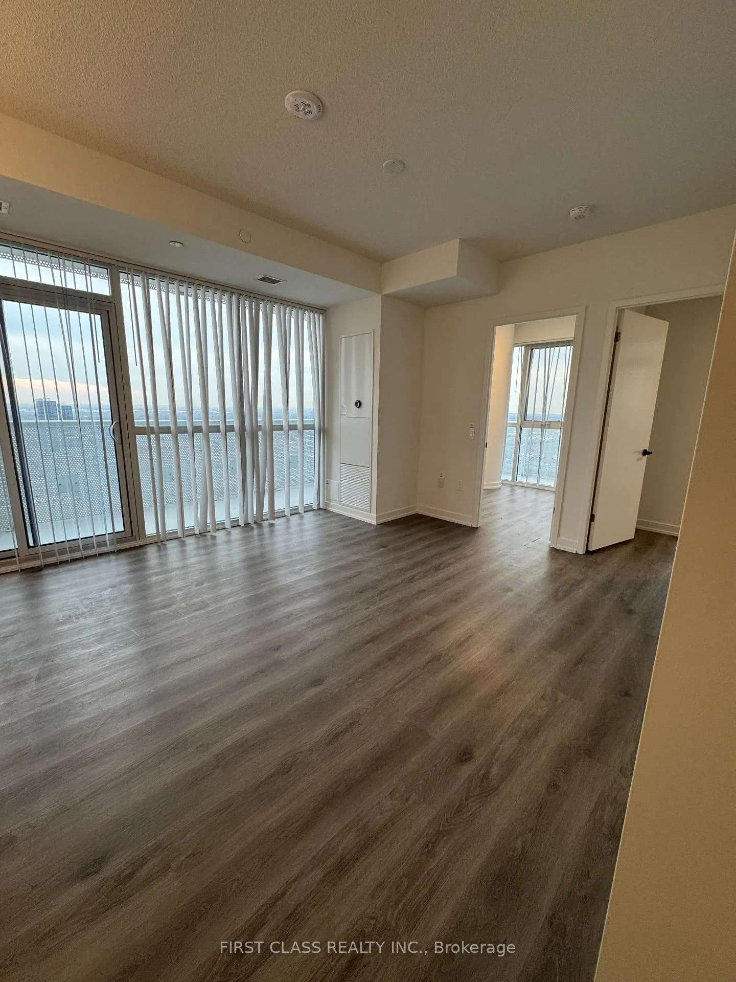 Photo 10 of Unit 3309, 225 Commerce Street, Vaughan, Vaughan Corporate Centre — HOMEH