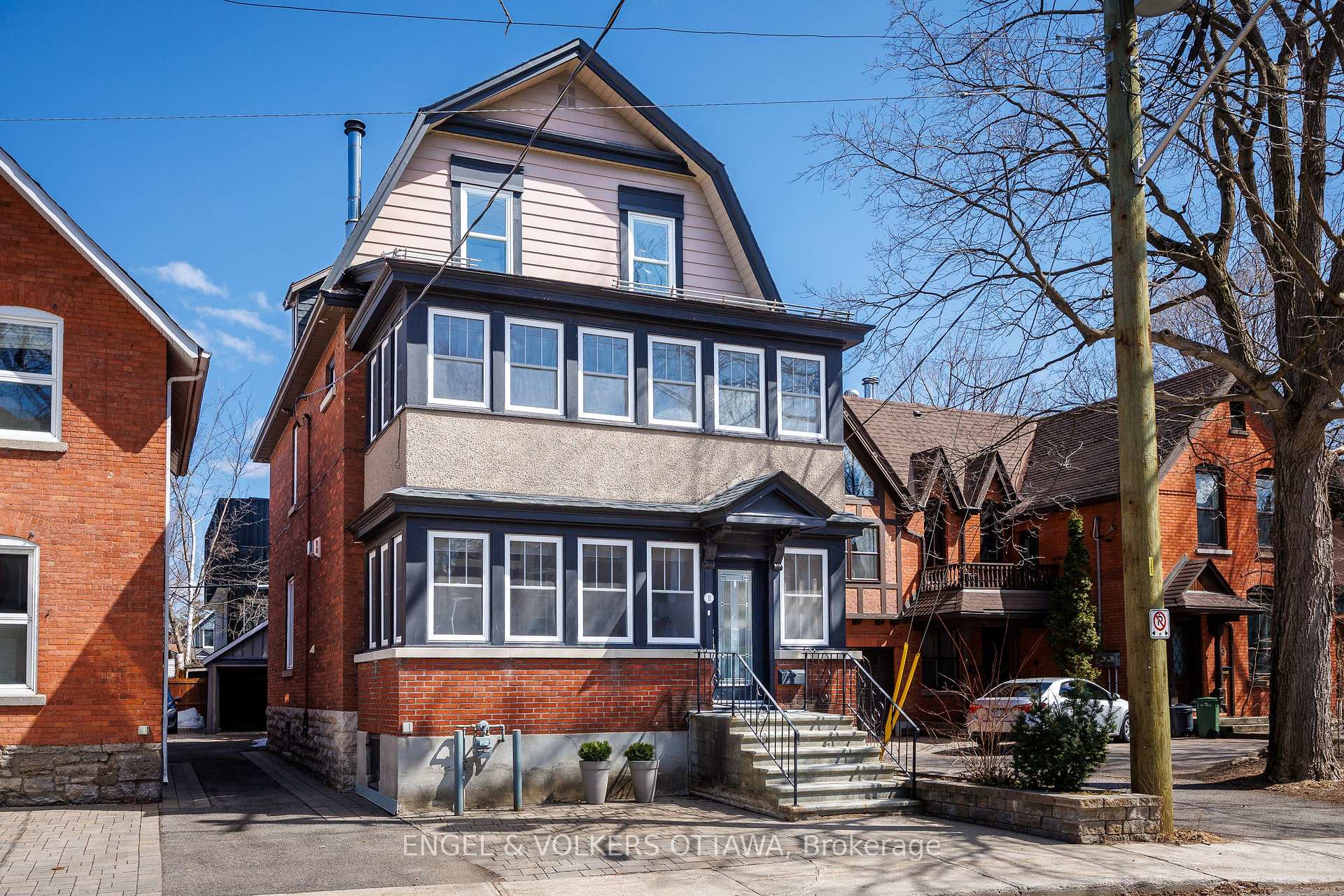 Photo 1 of 11 Howick Place, Ottawa, Glebe — HOMEH