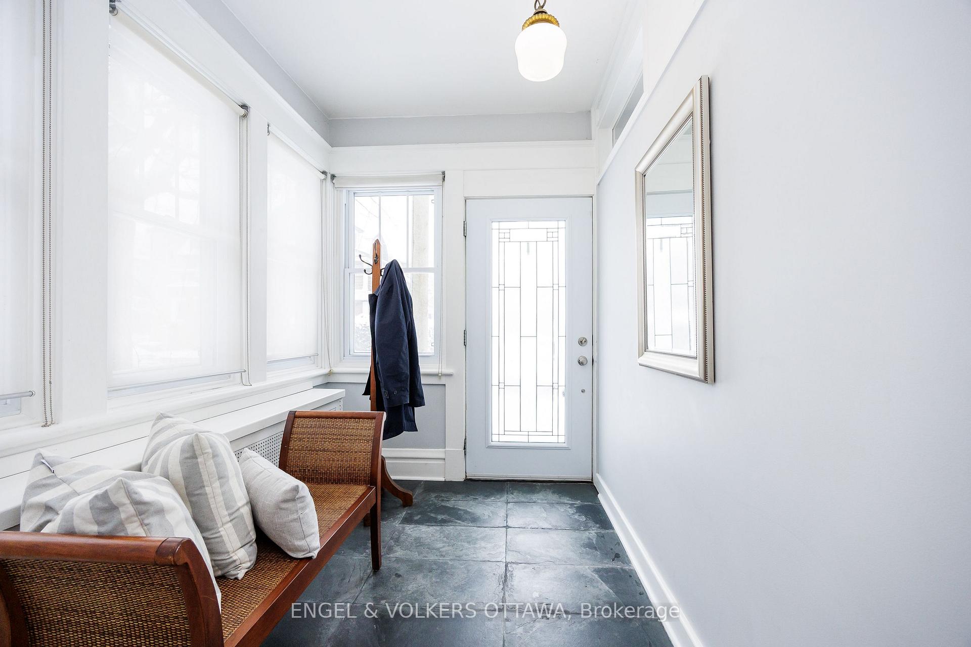 Photo 3 of 11 Howick Place, Ottawa, Glebe — HOMEH