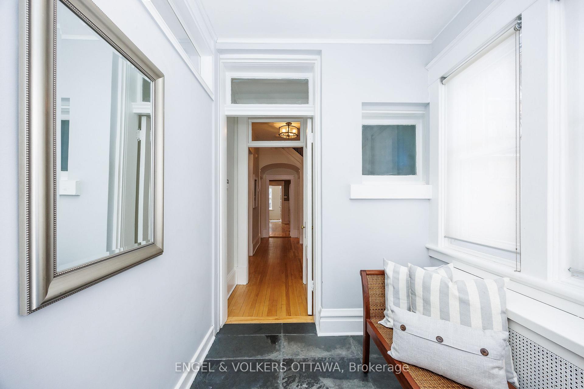 Photo 4 of 11 Howick Place, Ottawa, Glebe — HOMEH