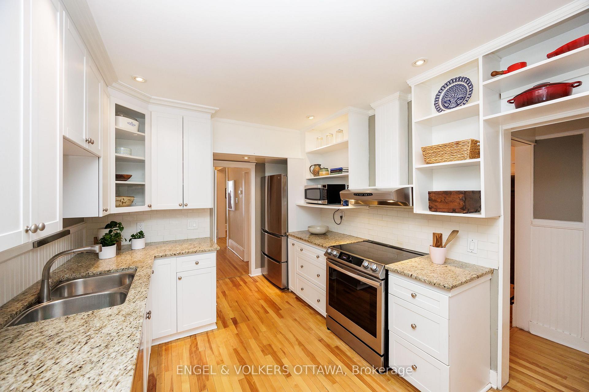 Photo 14 of 11 Howick Place, Ottawa, Glebe — HOMEH