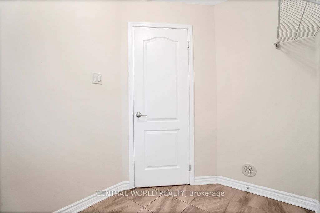 Photo 8 of 378 Arthur Bonner Avenue, Markham, Cornell — HOMEH