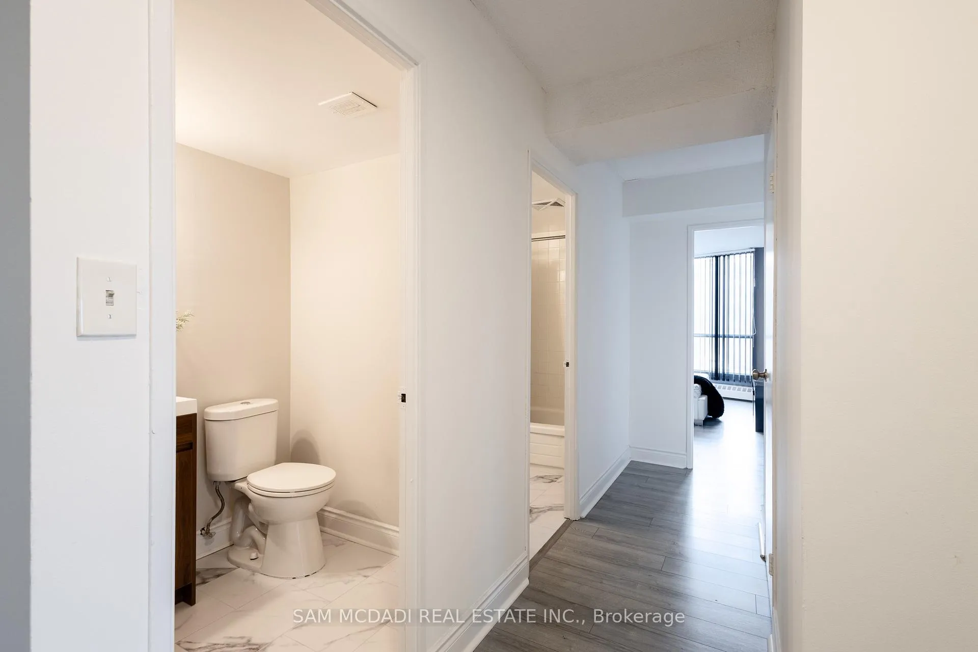 Photo 15 of Unit 2008, 150 Charlton Avenue E, Hamilton, Corktown — HOMEH