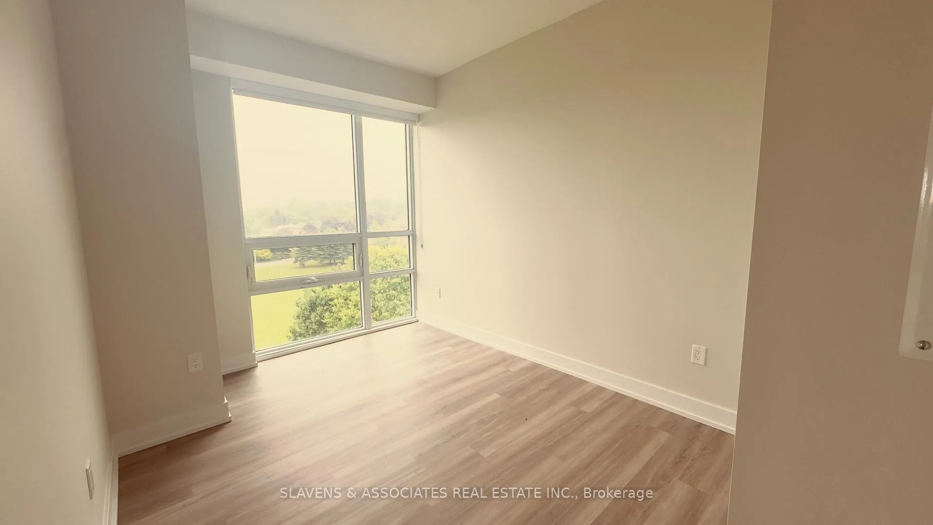 Photo 9 of Unit 606, 41 Johnson Street, Barrie, North Shore — HOMEH