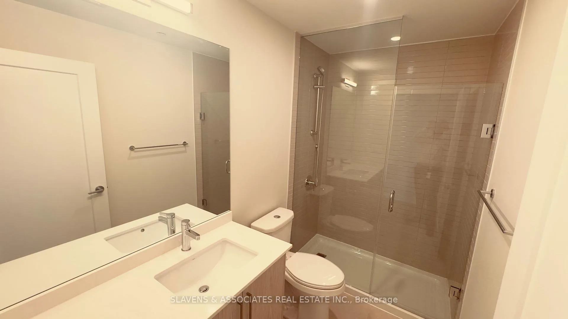 Photo 11 of Unit 606, 41 Johnson Street, Barrie, North Shore — HOMEH