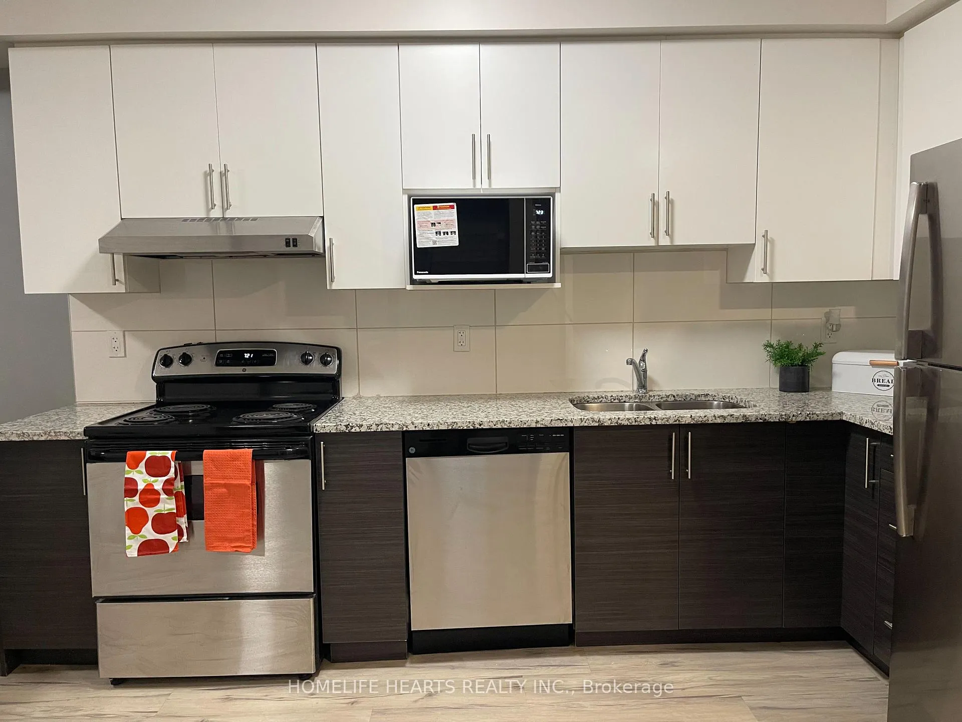 Photo 8 of Unit 367, 258C Sunview Street, Waterloo — HOMEH