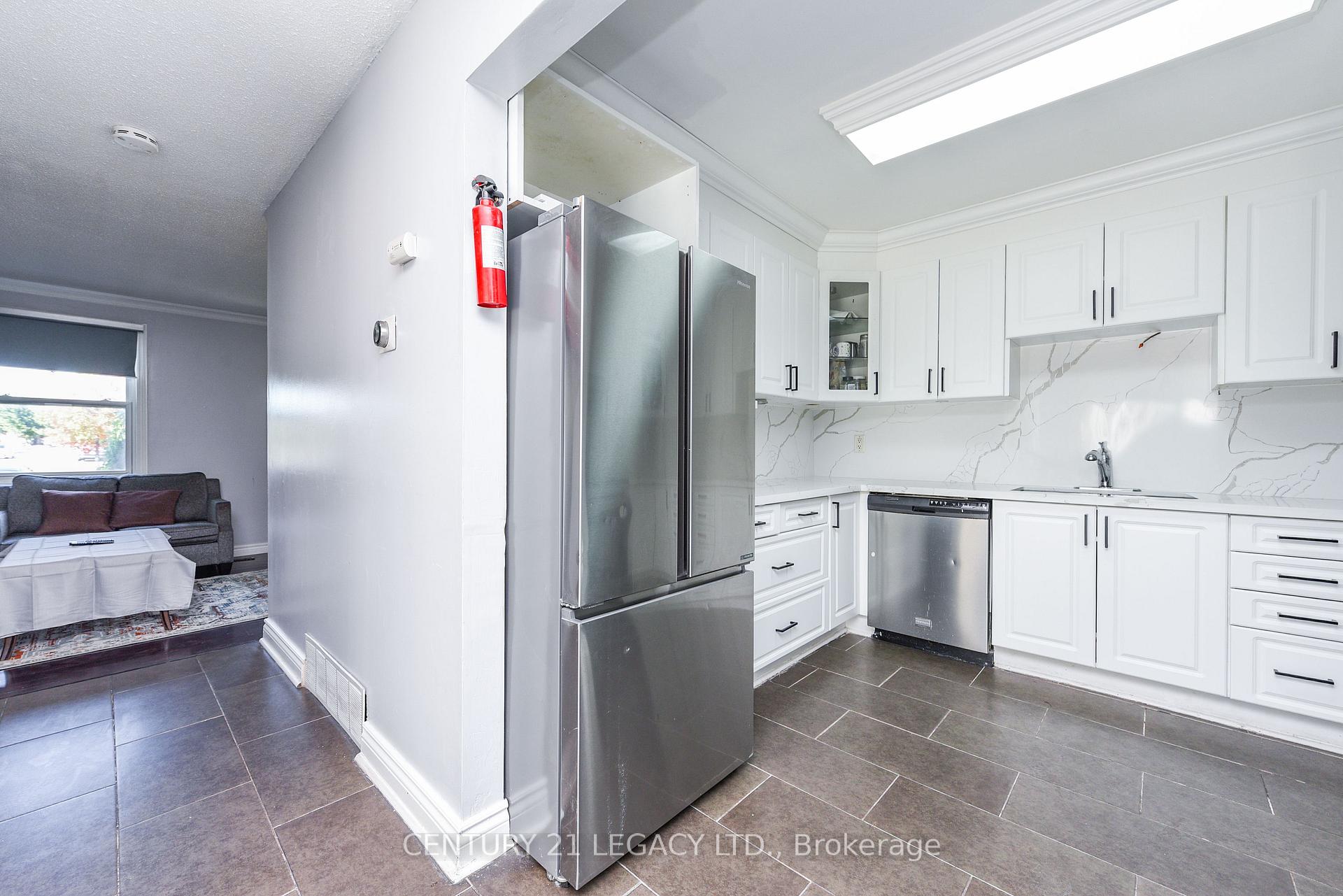 Photo 15 of 11 Bruce Beer Drive, Brampton, Madoc — HOMEH
