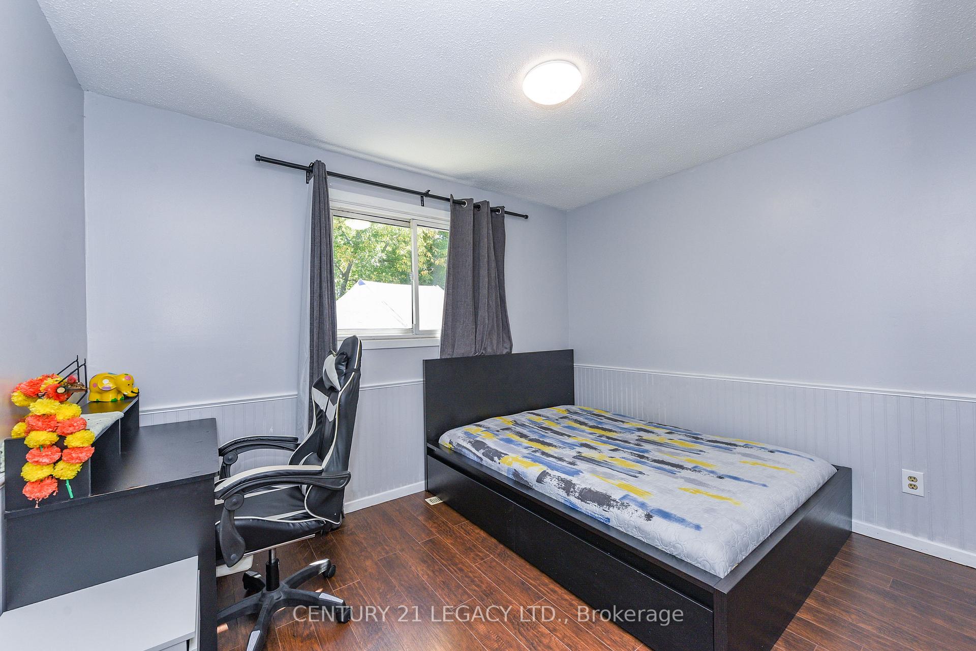 Photo 18 of 11 Bruce Beer Drive, Brampton, Madoc — HOMEH