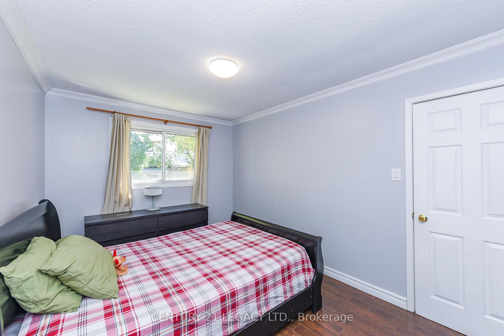 Photo 20 of 11 Bruce Beer Drive, Brampton, Madoc — HOMEH
