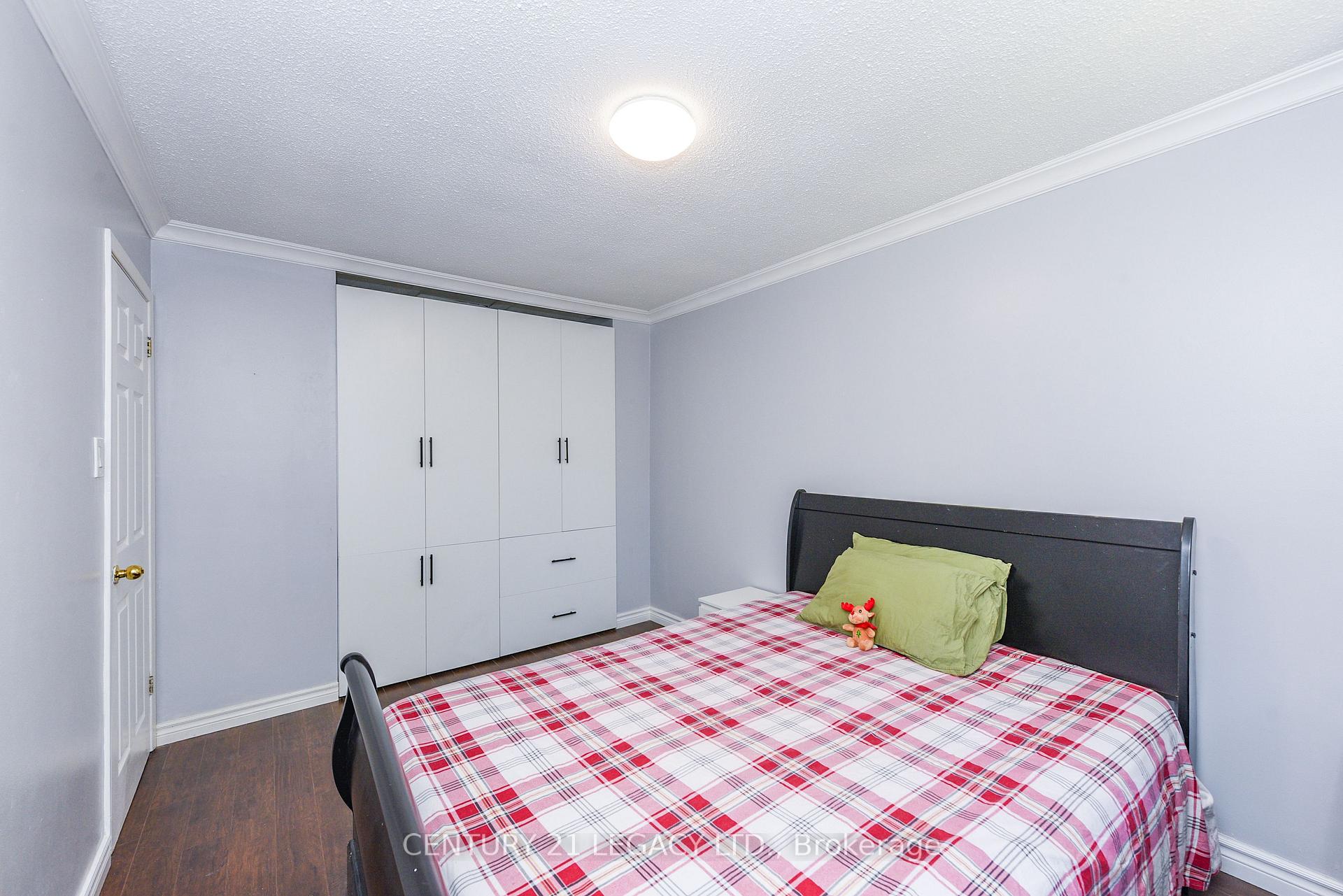 Photo 25 of 11 Bruce Beer Drive, Brampton, Madoc — HOMEH