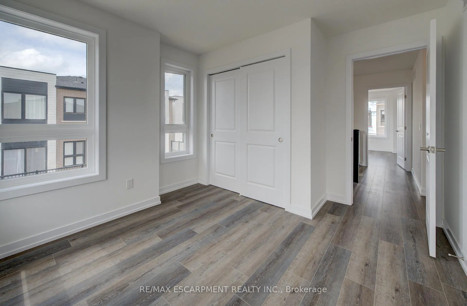 Photo 28 of 251 Burke Street, Hamilton, Waterdown — HOMEH