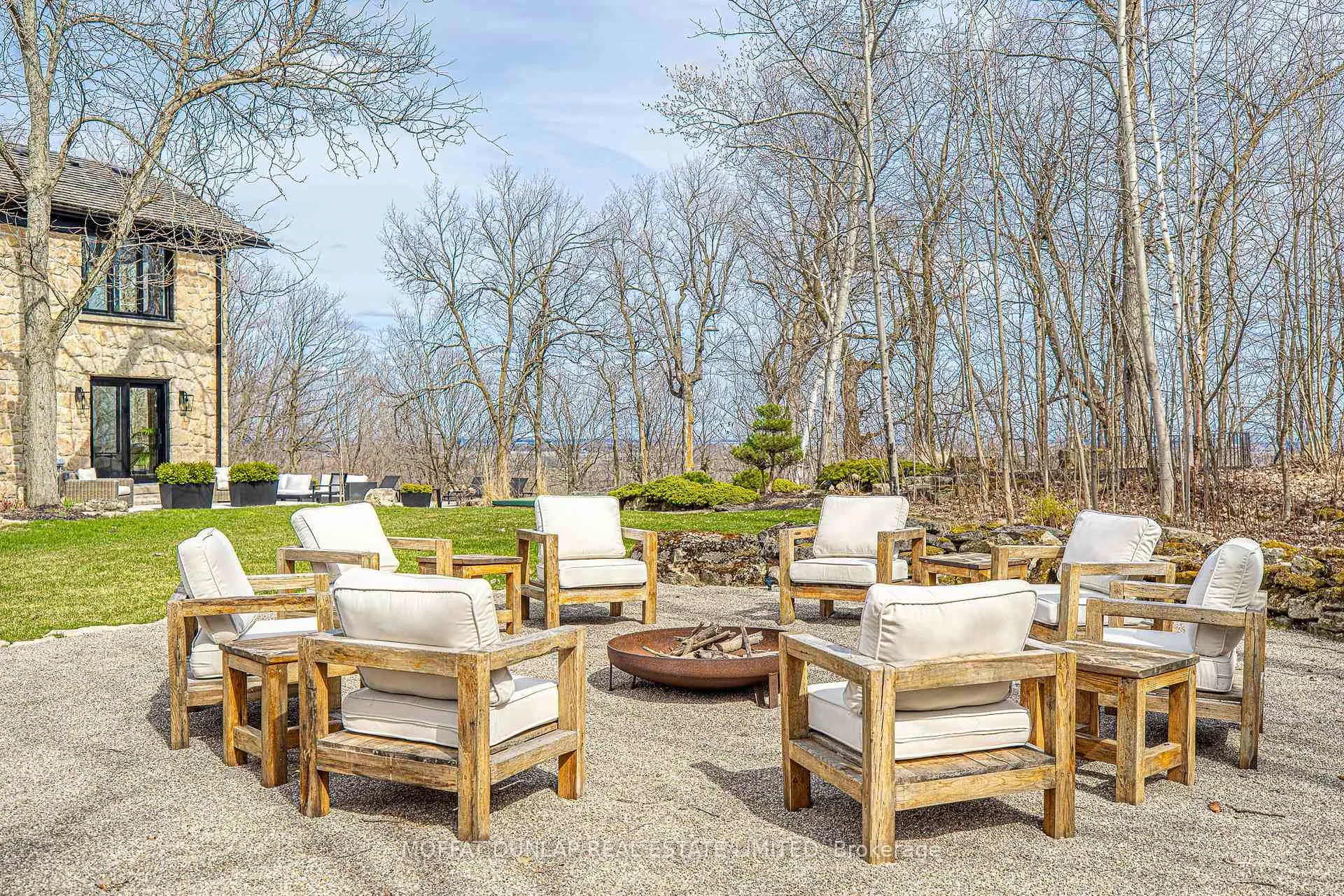 Photo 6 of 15589 Creditview Road, Caledon, Rural Caledon — HOMEH