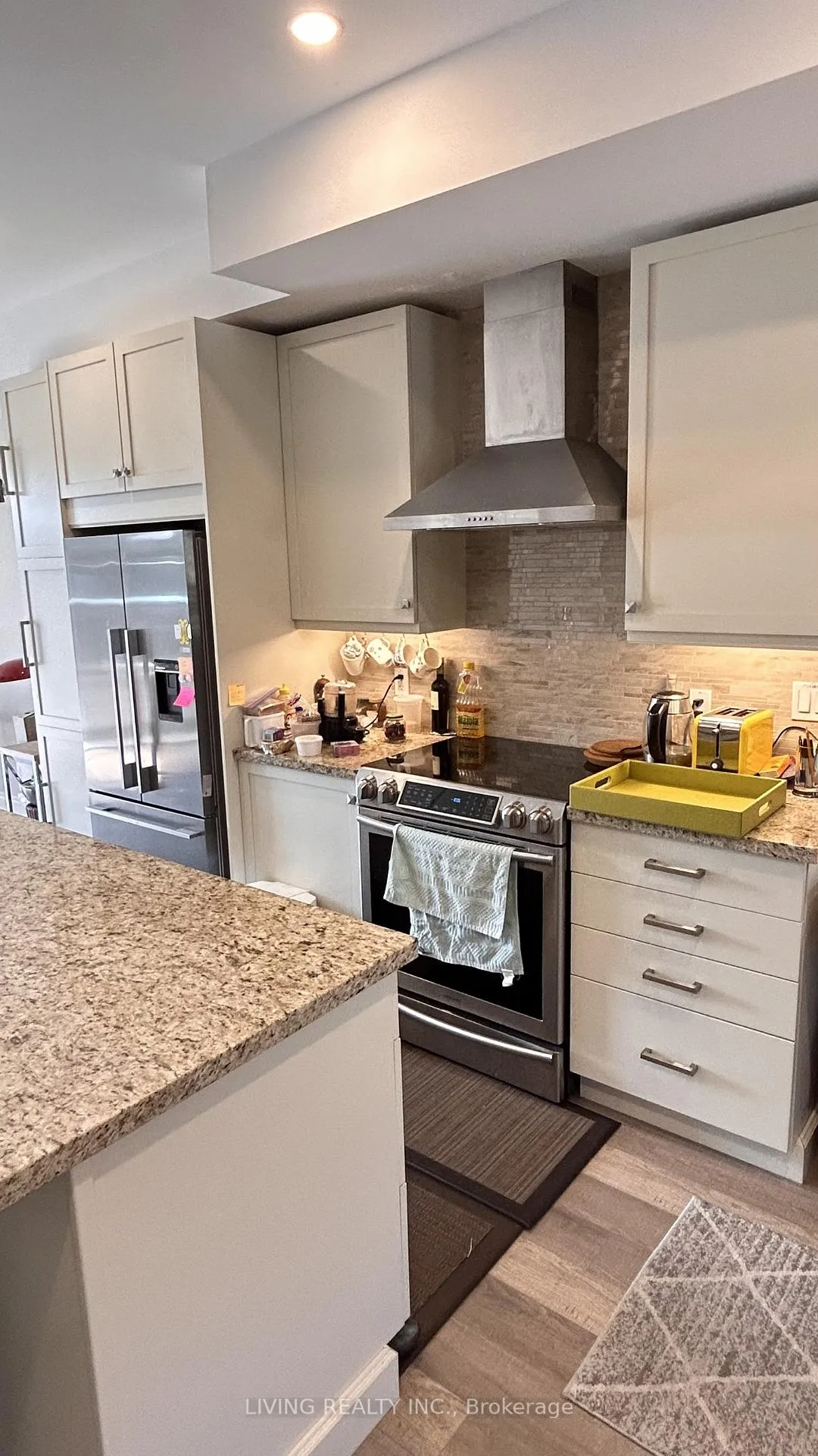 Photo 8 of Unit 202, 17 Baldwin Street, Whitby, Brooklin — HOMEH