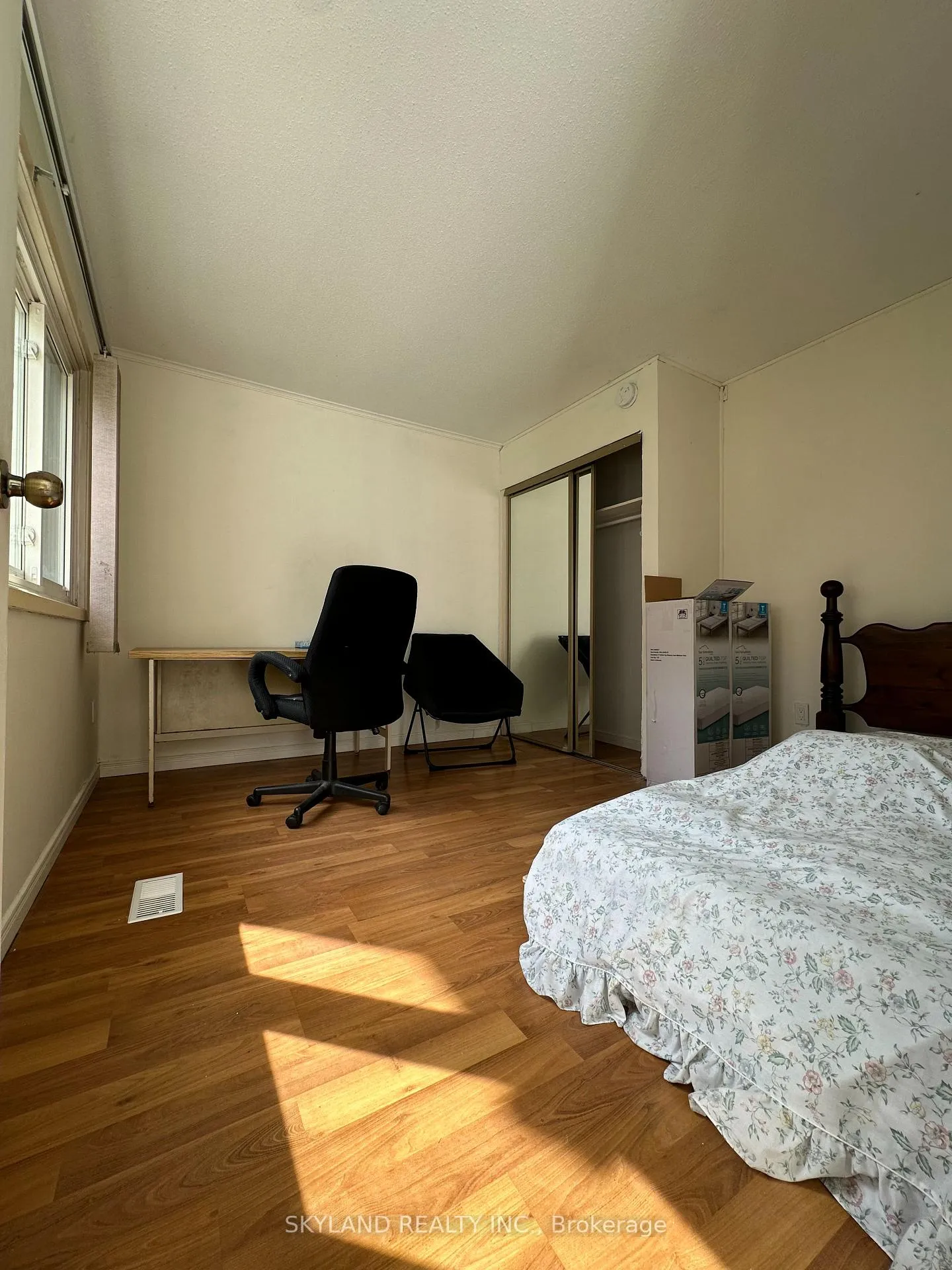 Photo 8 of Unit 72, 121 University Avenue, Waterloo, Downtown Waterloo — HOMEH
