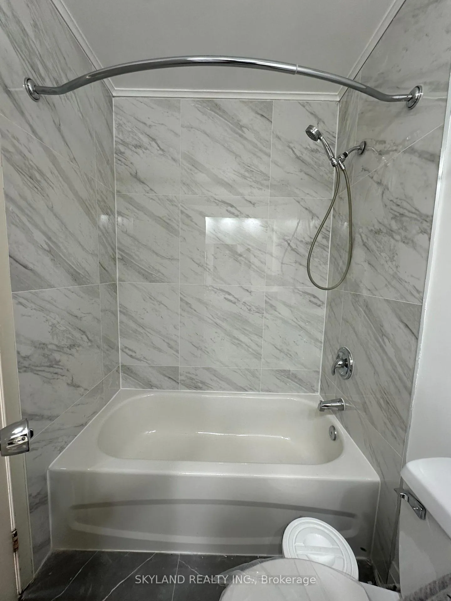 Photo 15 of Unit 72, 121 University Avenue, Waterloo, Downtown Waterloo — HOMEH