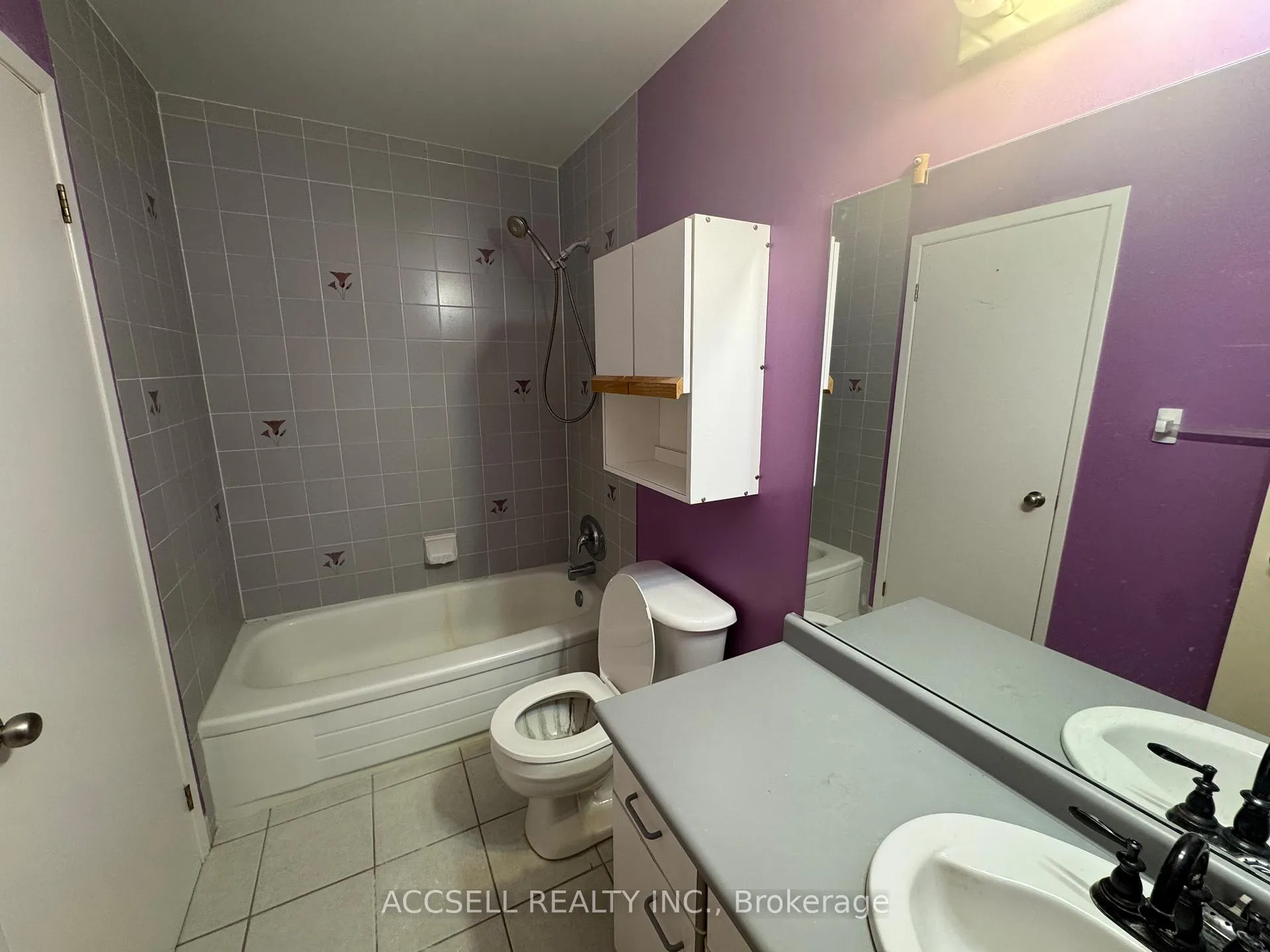 Photo 10 of Unit 23, 240 Highland Crescent, Kitchener — HOMEH