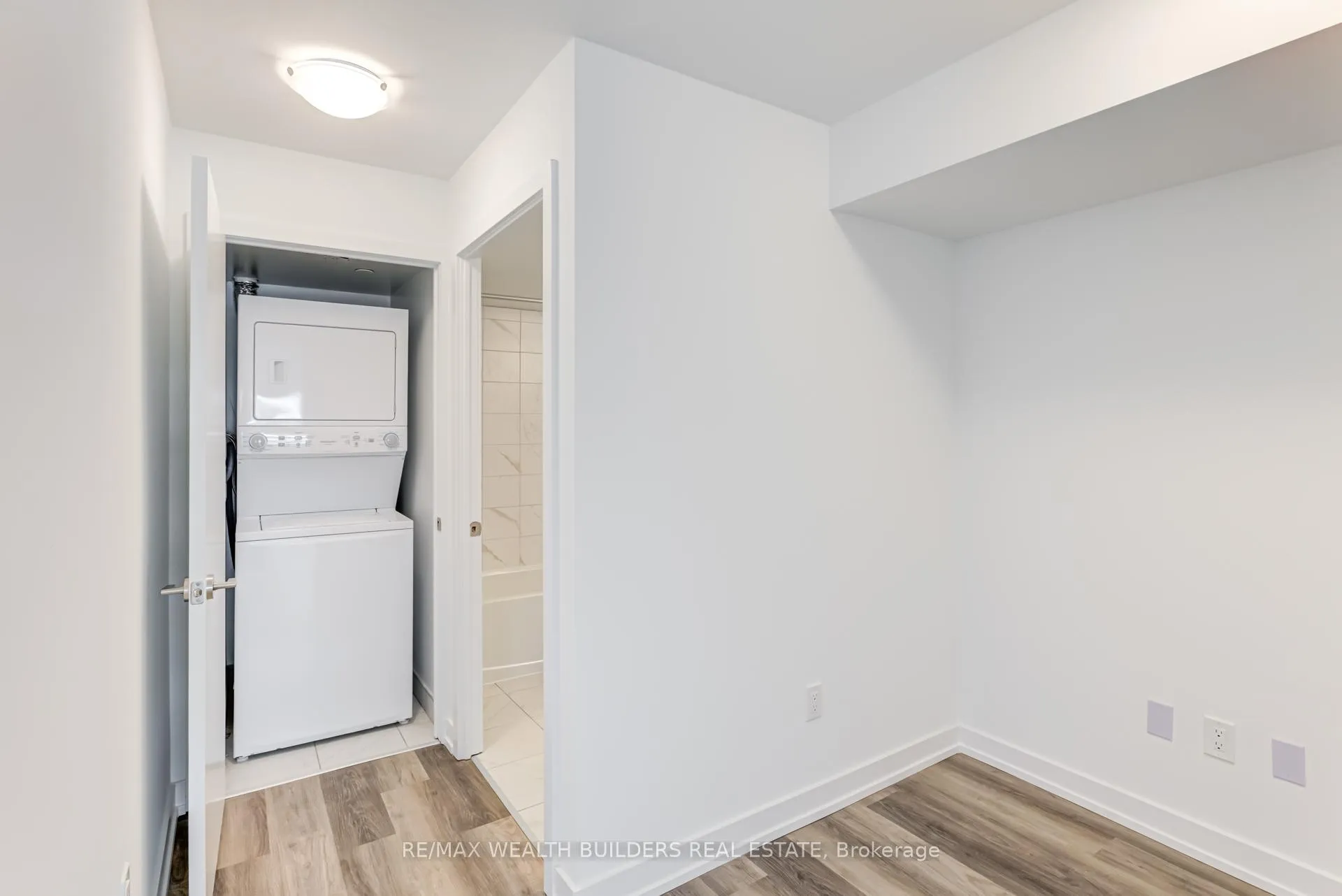 Photo 16 of Unit 805, 1435 Celebration Drive, Pickering, Bay Ridges — HOMEH