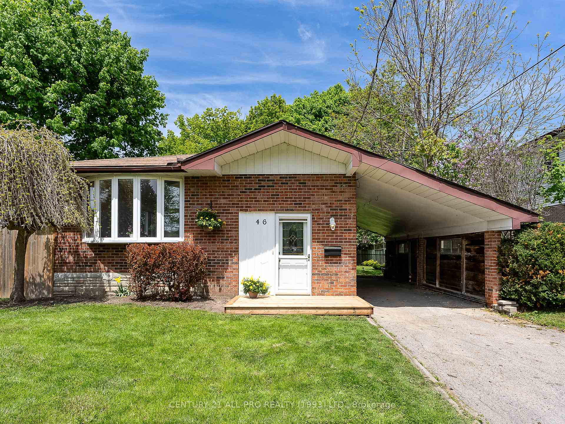 Photo 1 of 46 Meredith Crescent, Cobourg — HOMEH