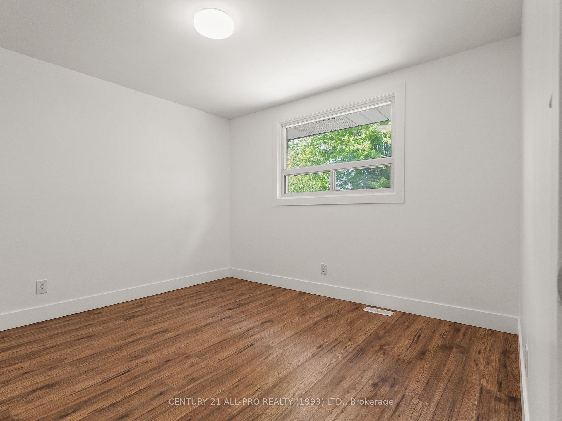 Photo 23 of 46 Meredith Crescent, Cobourg — HOMEH