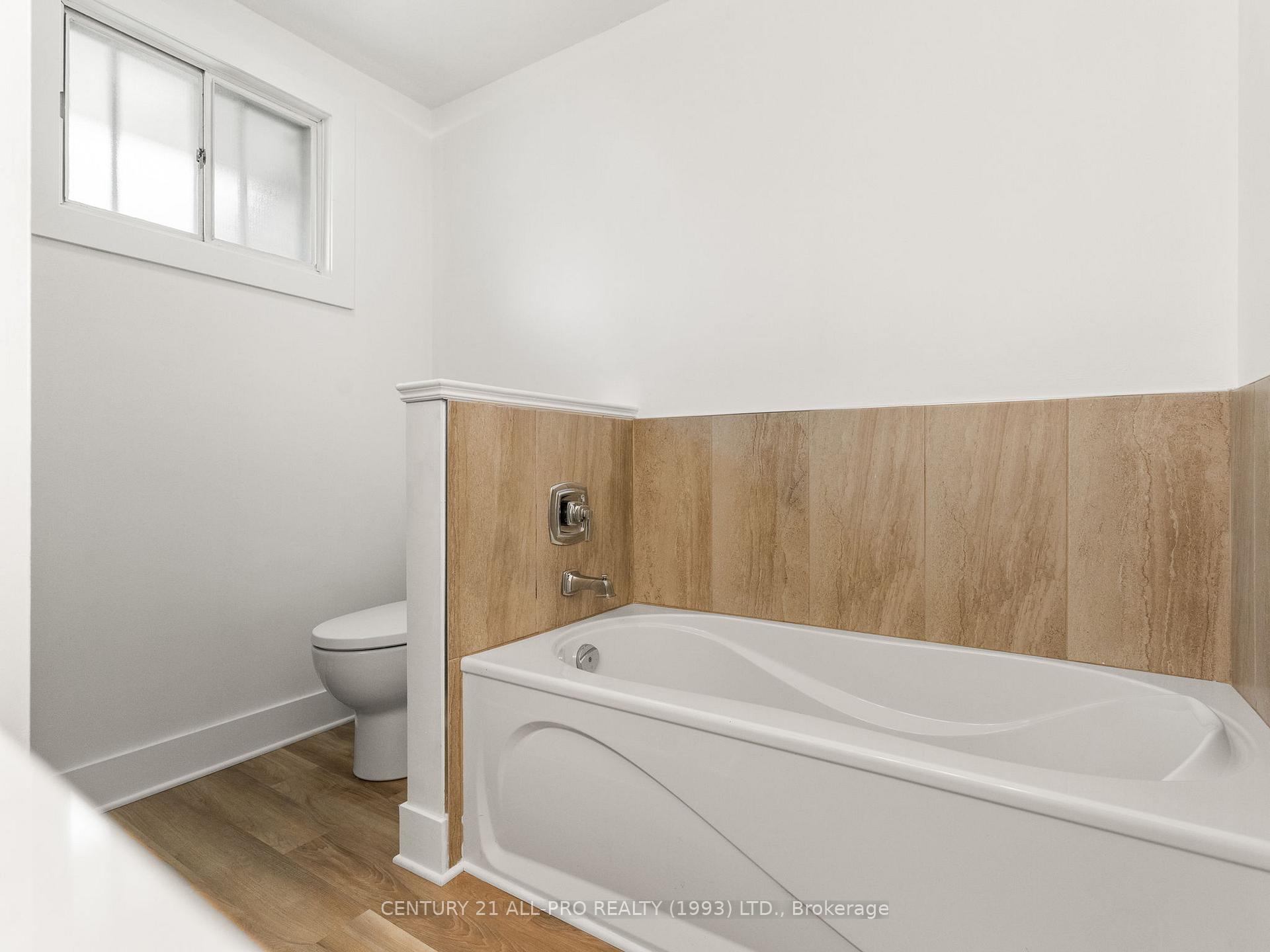 Photo 32 of 46 Meredith Crescent, Cobourg — HOMEH