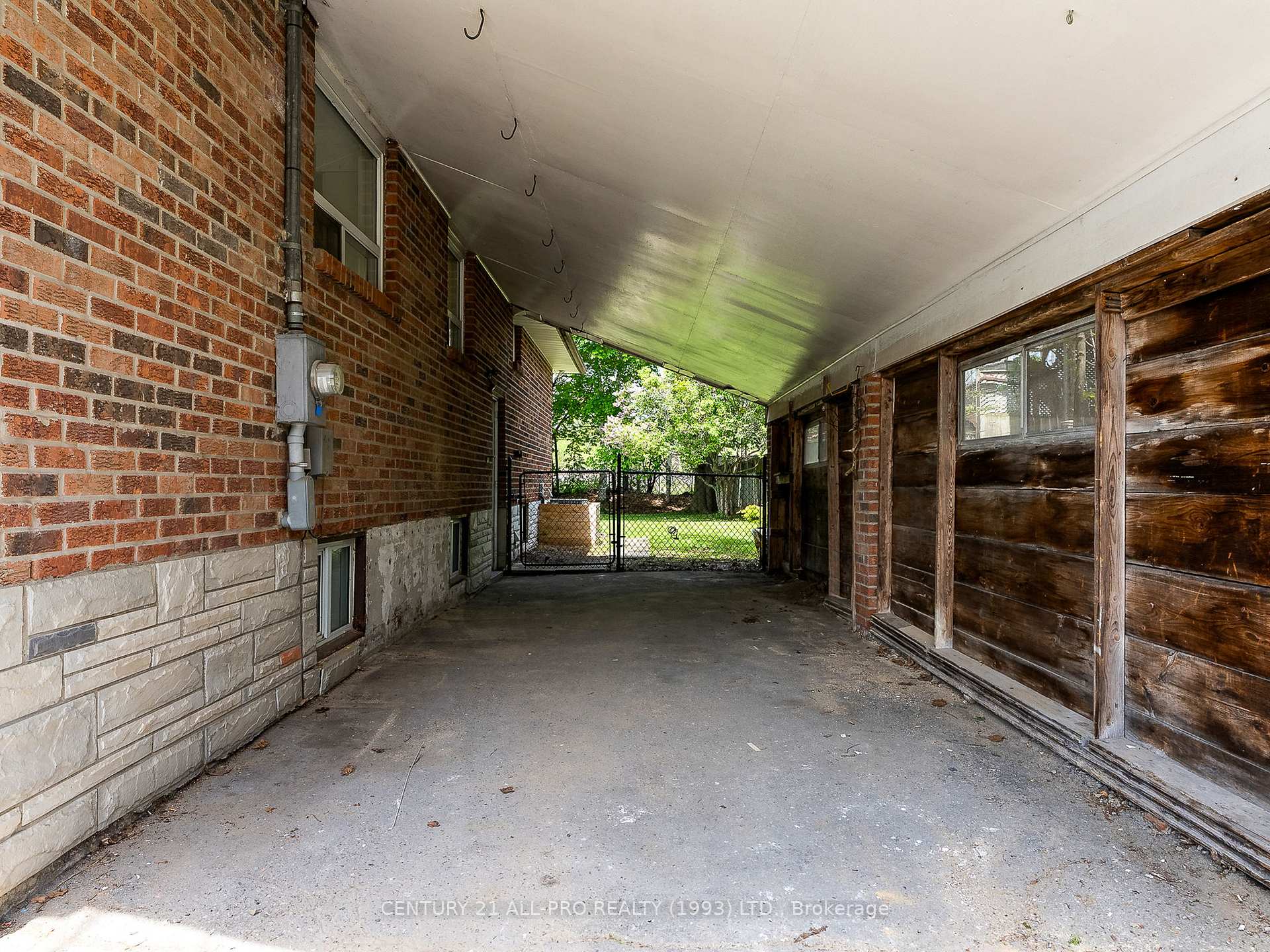 Photo 48 of 46 Meredith Crescent, Cobourg — HOMEH