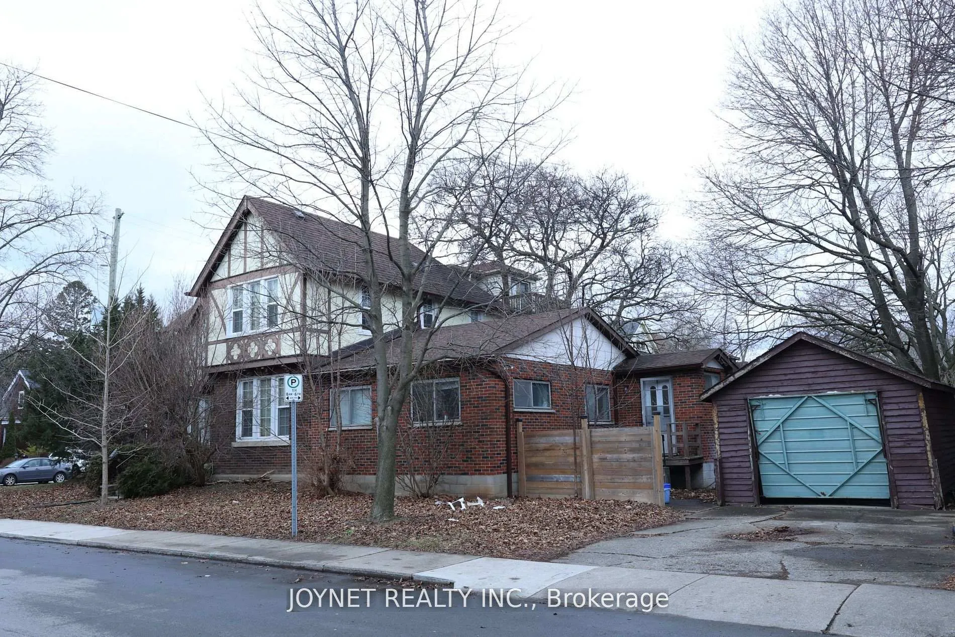 Photo 23 of 78 North Oval, Hamilton, Westdale — HOMEH