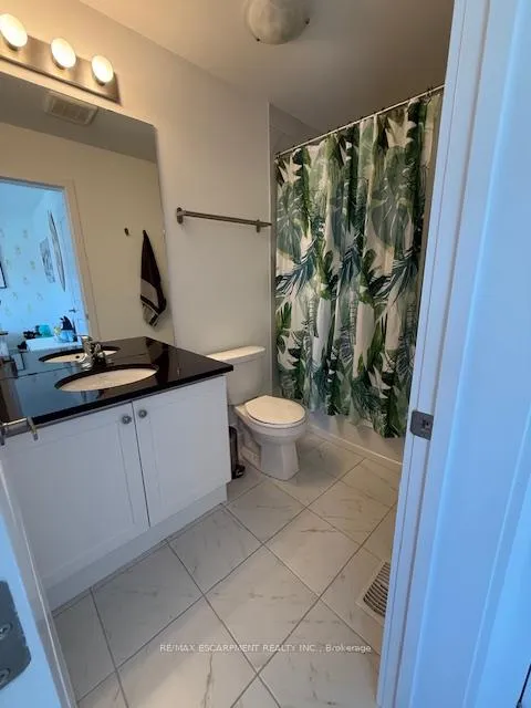 Photo 18 of Unit 2, 115 Shoreview Place, Hamilton, Lakeshore — HOMEH