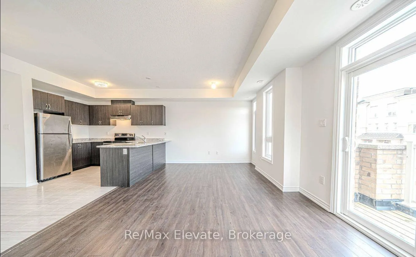 Photo 3 of 1815 Rex Heath Drive, Pickering, Duffin Heights — HOMEH