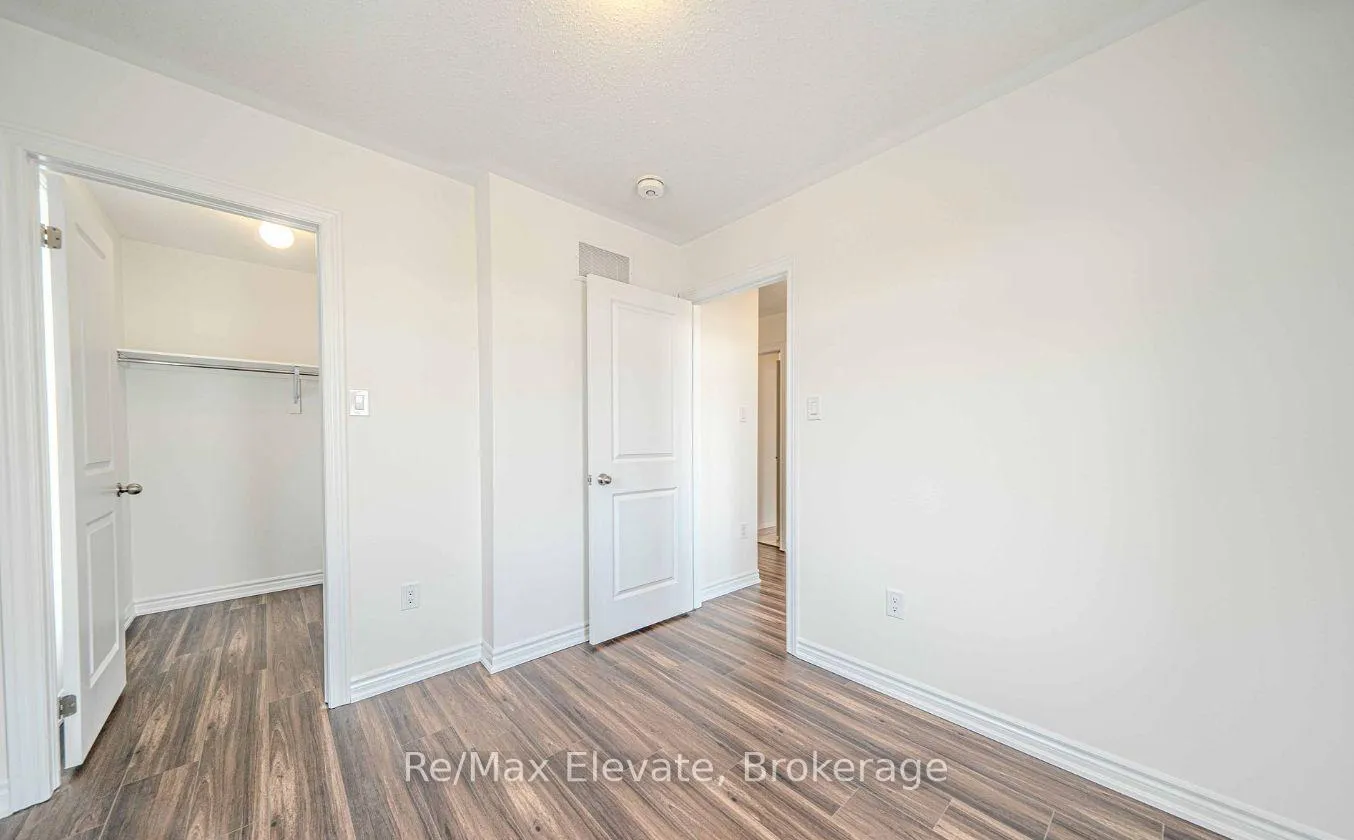Photo 8 of 1815 Rex Heath Drive, Pickering, Duffin Heights — HOMEH