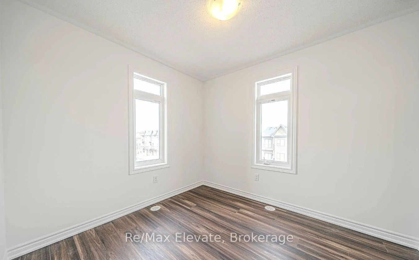 Photo 9 of 1815 Rex Heath Drive, Pickering, Duffin Heights — HOMEH