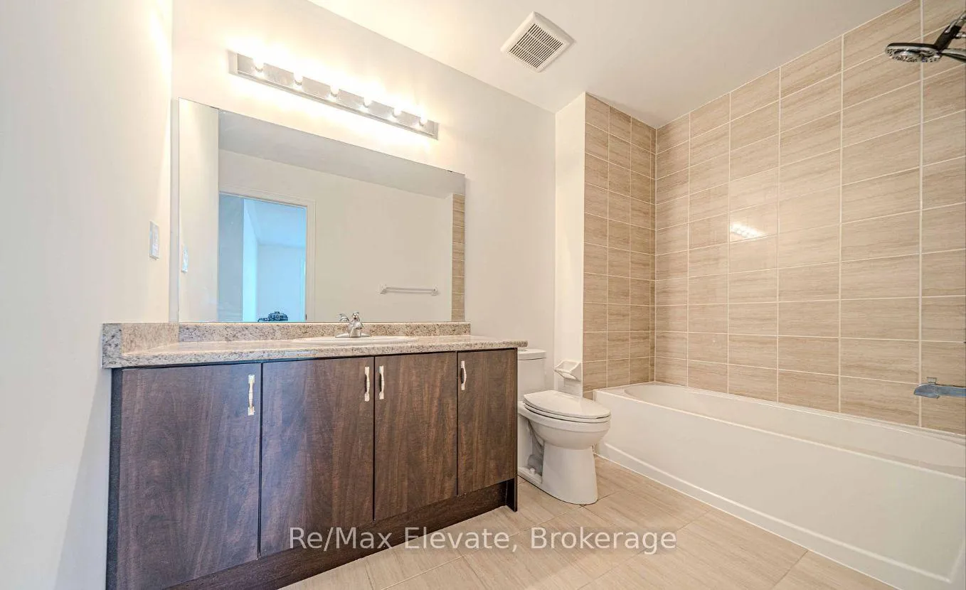 Photo 12 of 1815 Rex Heath Drive, Pickering, Duffin Heights — HOMEH