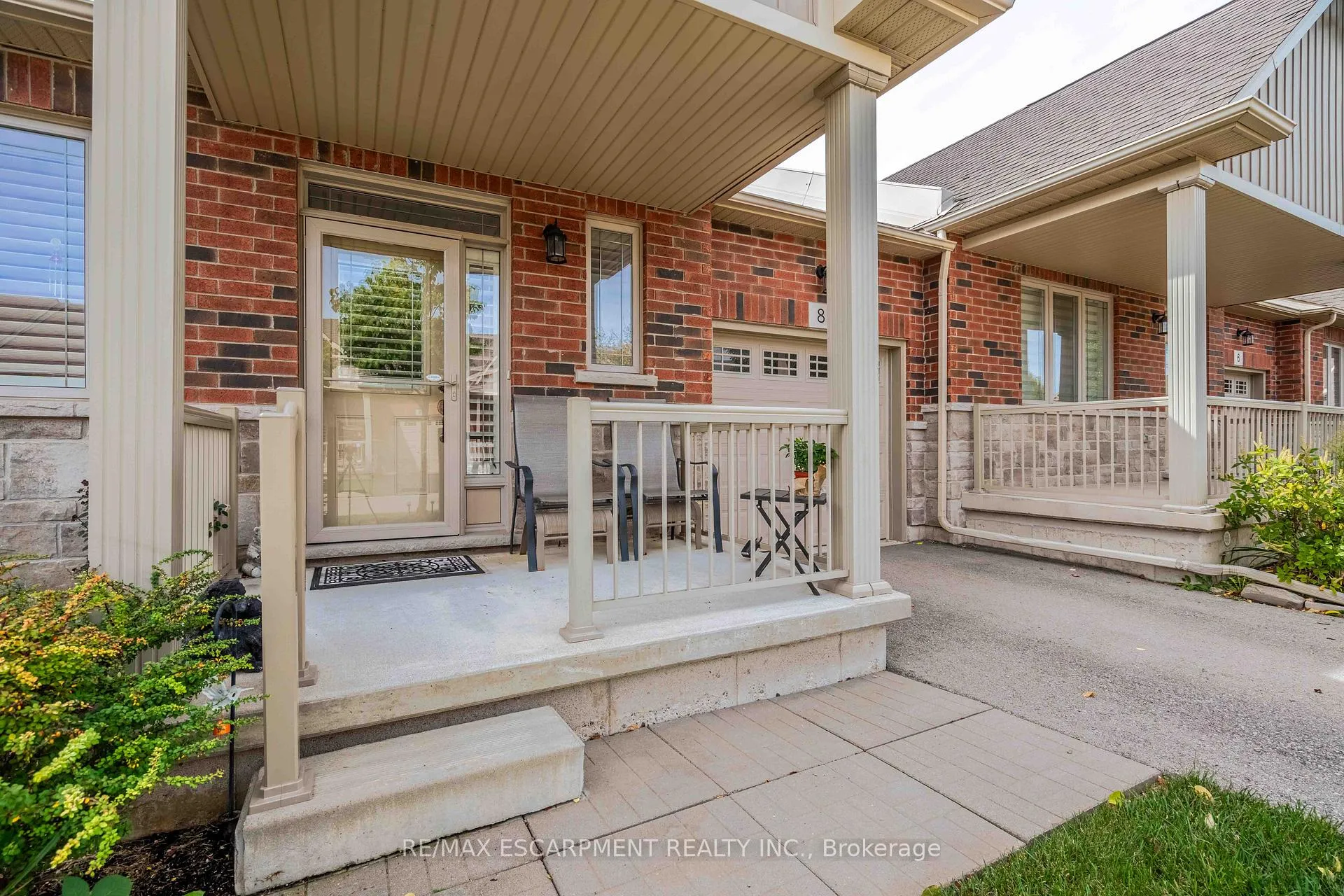 Photo 4 of 8 Hillgartner Lane, Hamilton, Binbrook — HOMEH