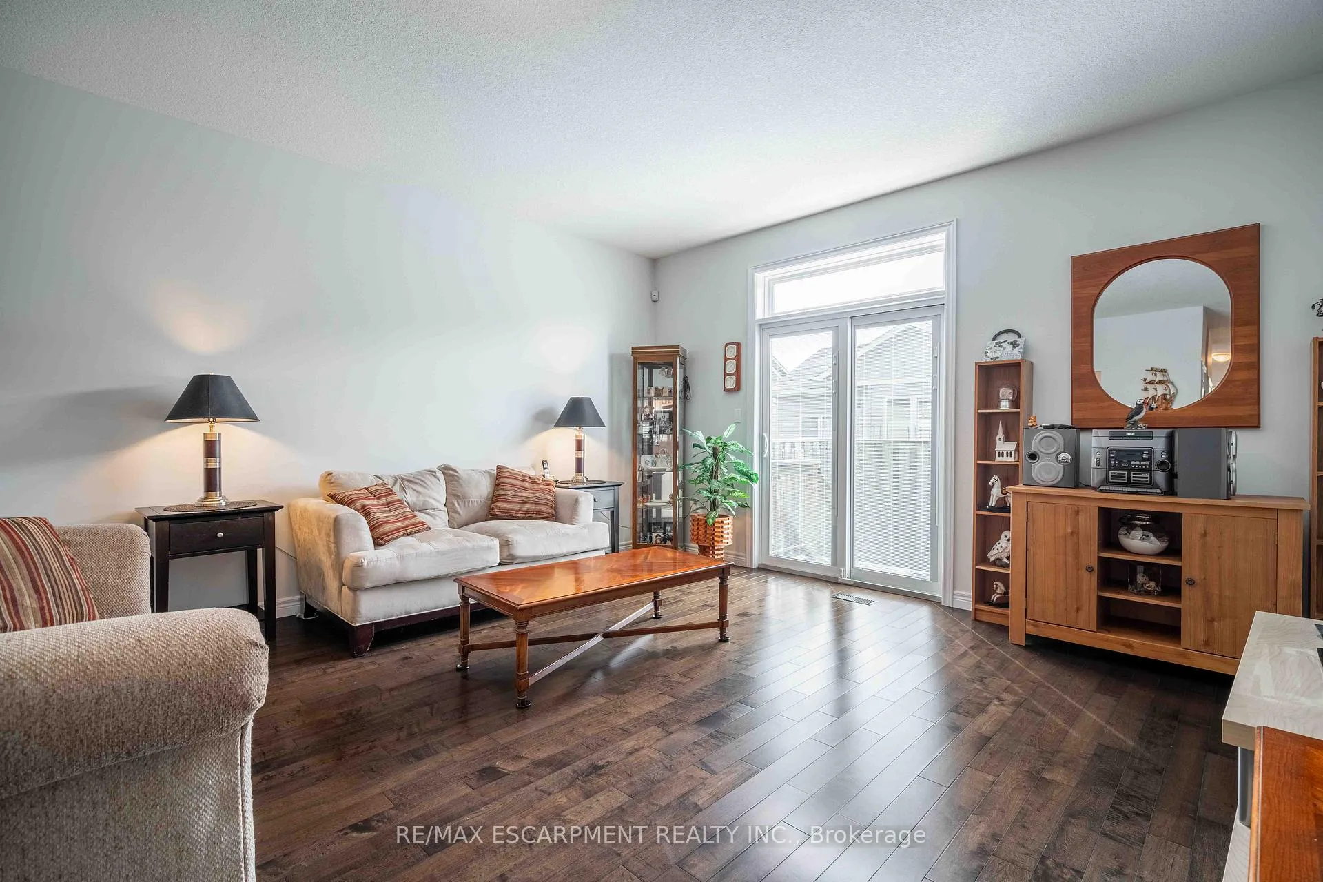 Photo 15 of 8 Hillgartner Lane, Hamilton, Binbrook — HOMEH