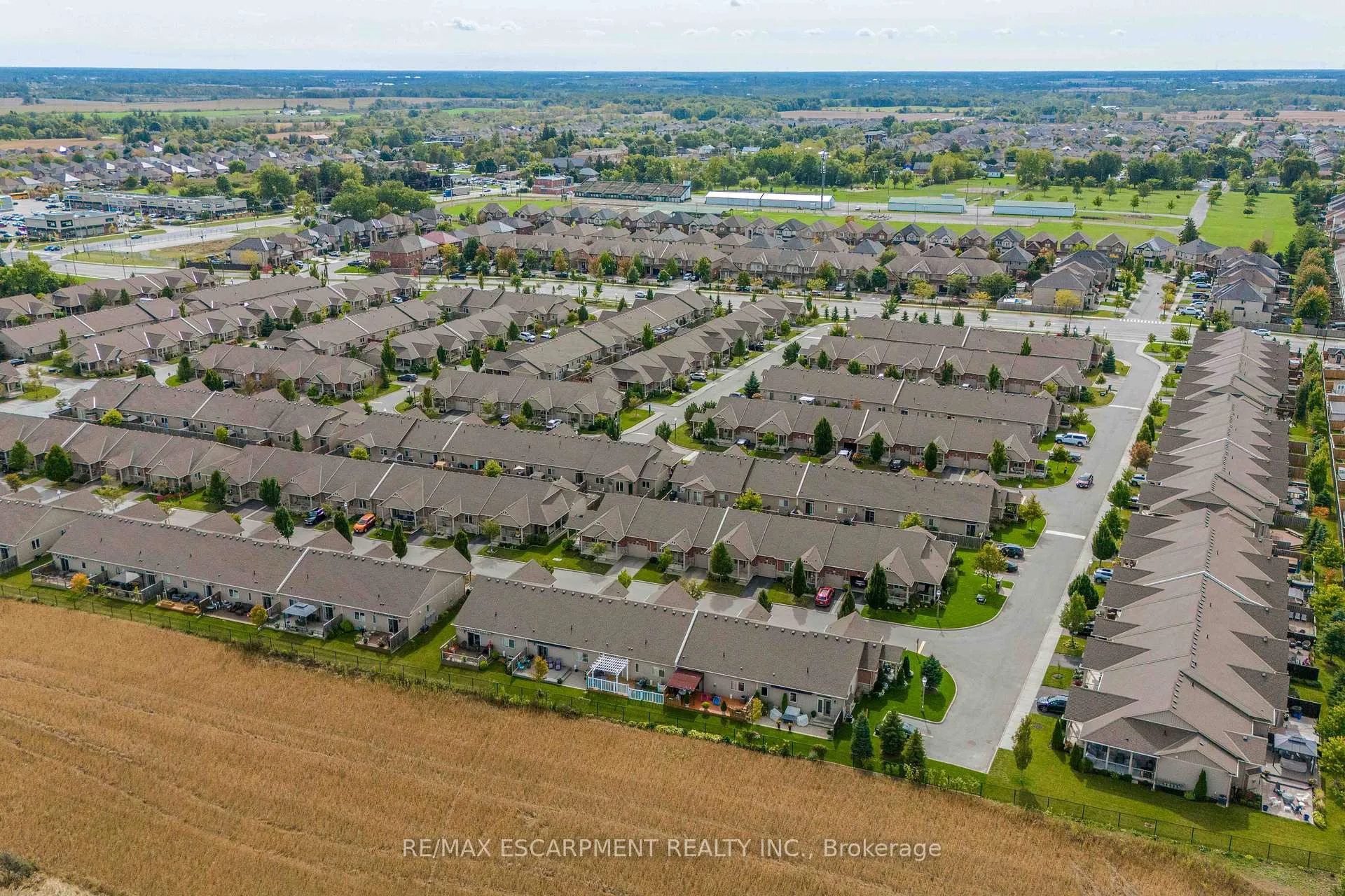 Photo 31 of 8 Hillgartner Lane, Hamilton, Binbrook — HOMEH
