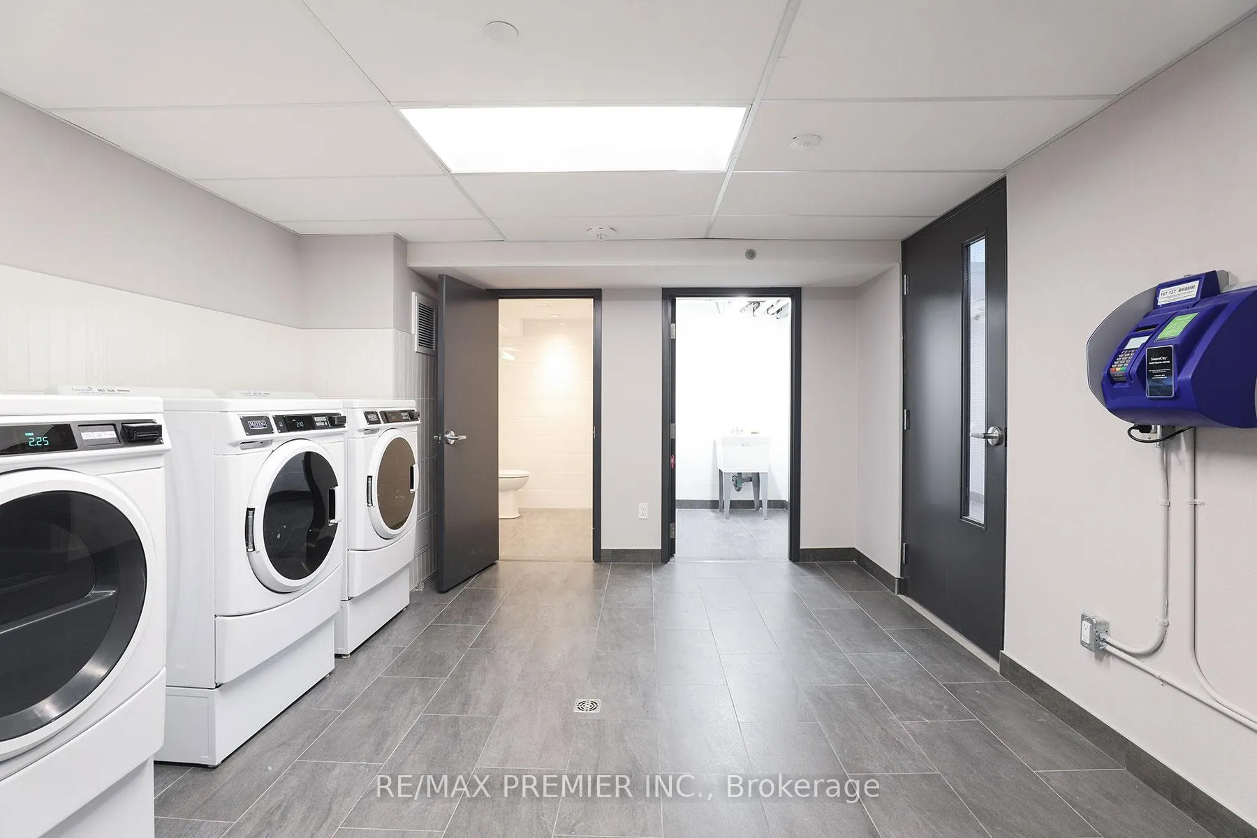 Photo 15 of Unit 408, 11 Walmer Road, Toronto, The Annex — HOMEH