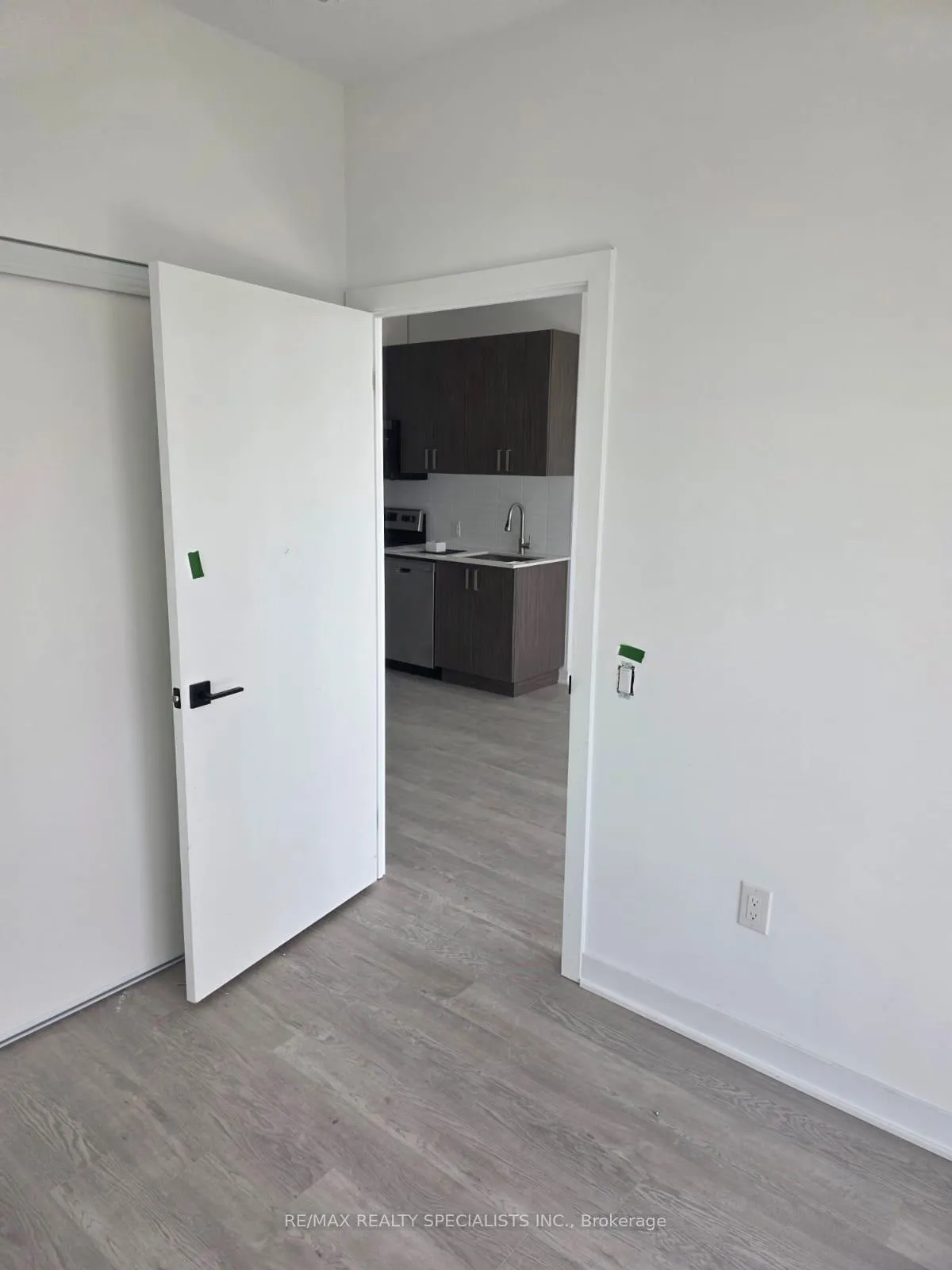 Photo 15 of Unit 1618, 2782 Barton Street, Hamilton, Riverdale — HOMEH
