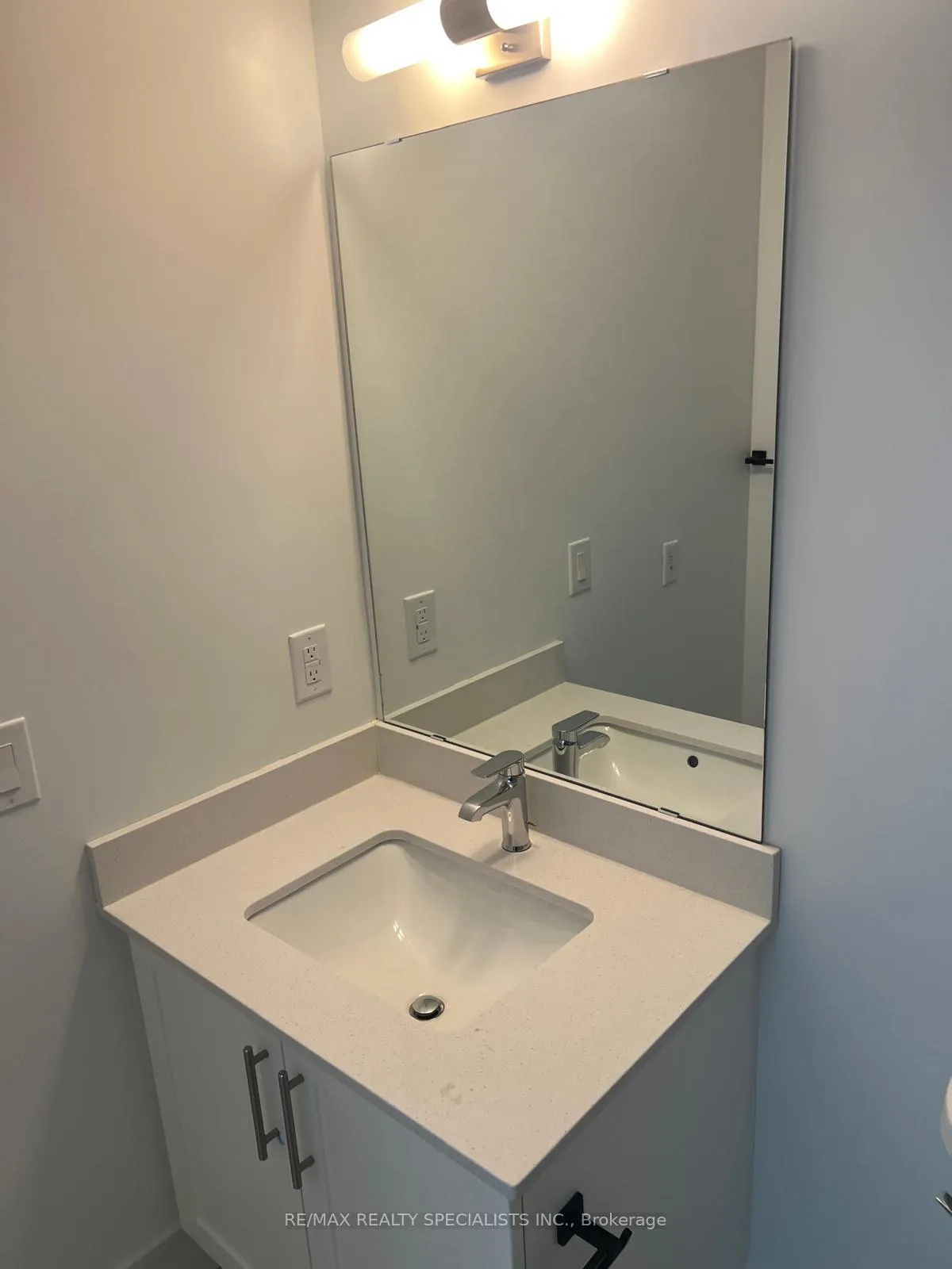Photo 23 of Unit 1618, 2782 Barton Street, Hamilton, Riverdale — HOMEH
