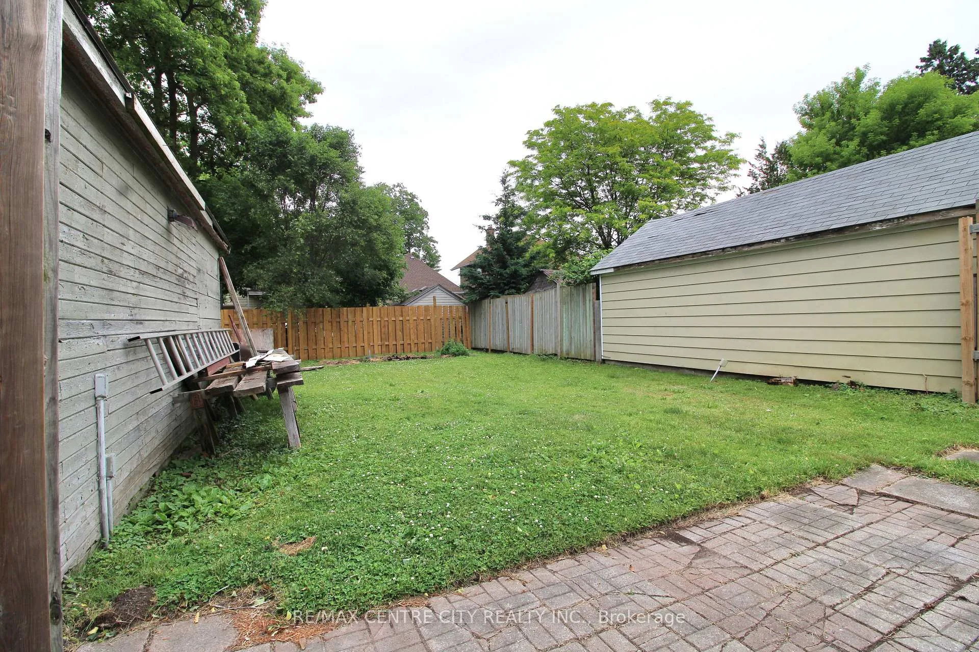 Photo 31 of 28 Maple Street, St. Thomas — HOMEH