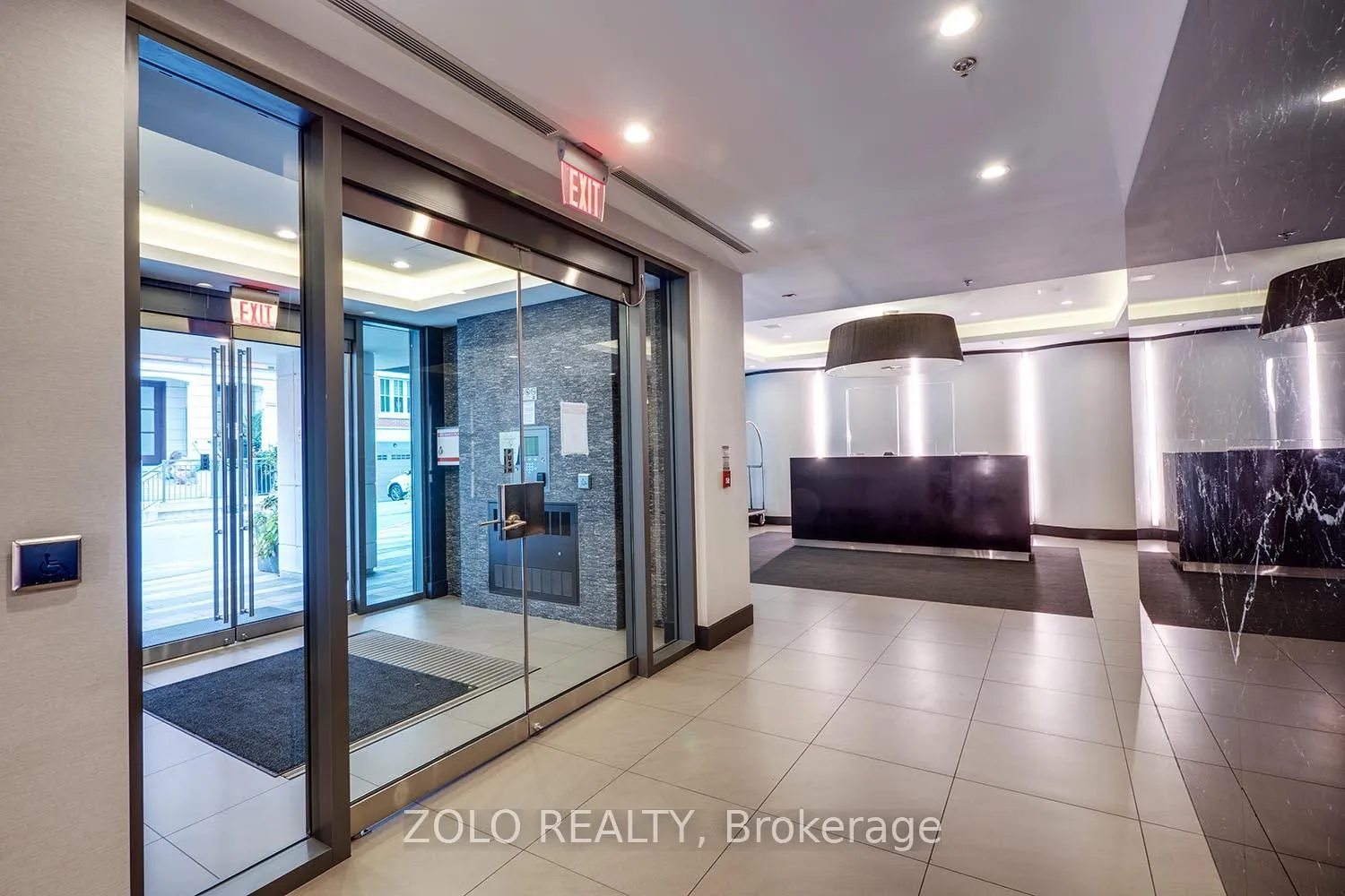 Photo 2 of Unit 116, 377 Madison Avenue N, Toronto, Casa Loma — HOMEH