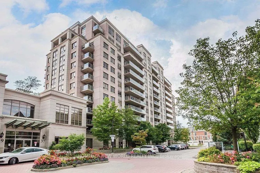 Front of Unit 105, 39 Galleria Parkway
