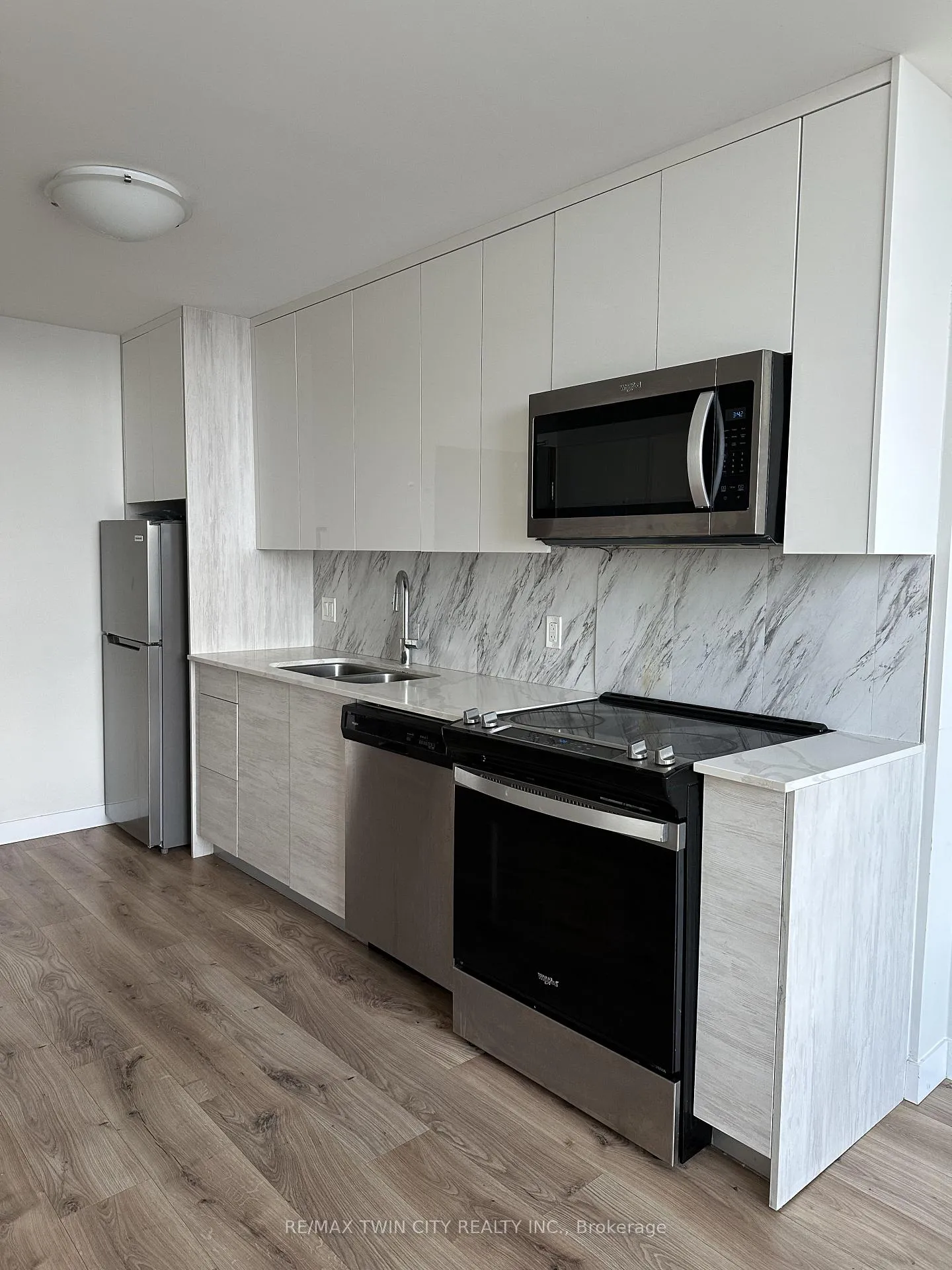 Photo 6 of Unit 3008, 60 Frederick Street, Kitchener, City Commercial Core — HOMEH