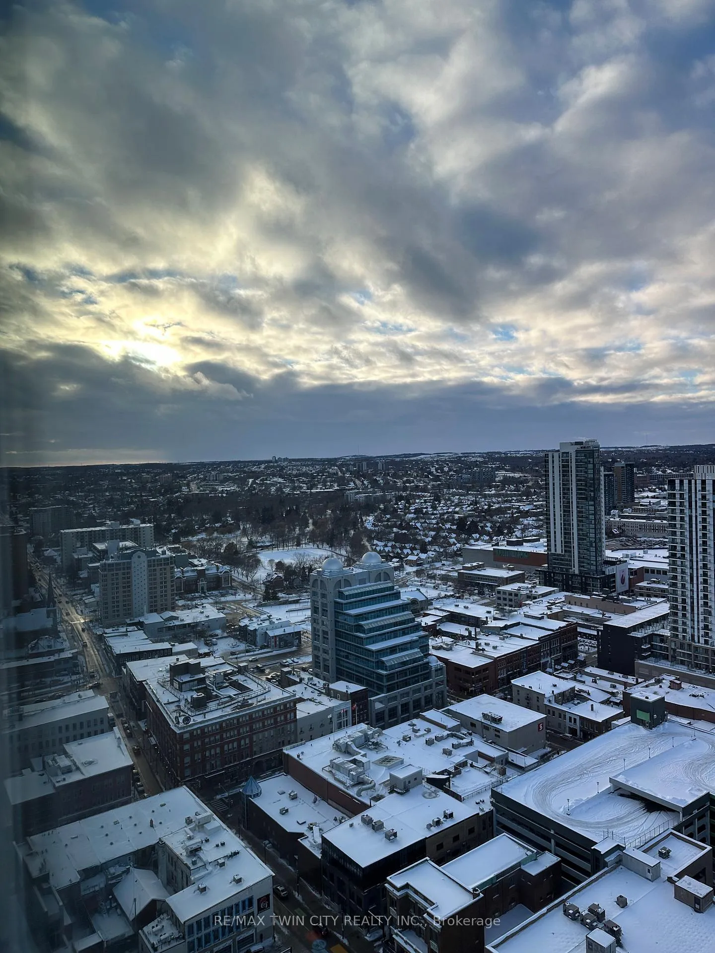 Photo 15 of Unit 3008, 60 Frederick Street, Kitchener, City Commercial Core — HOMEH