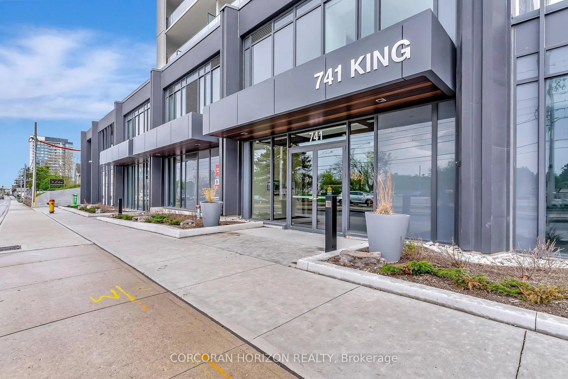 Photo 1 of Unit 1804, 741 King Street W, Kitchener — HOMEH