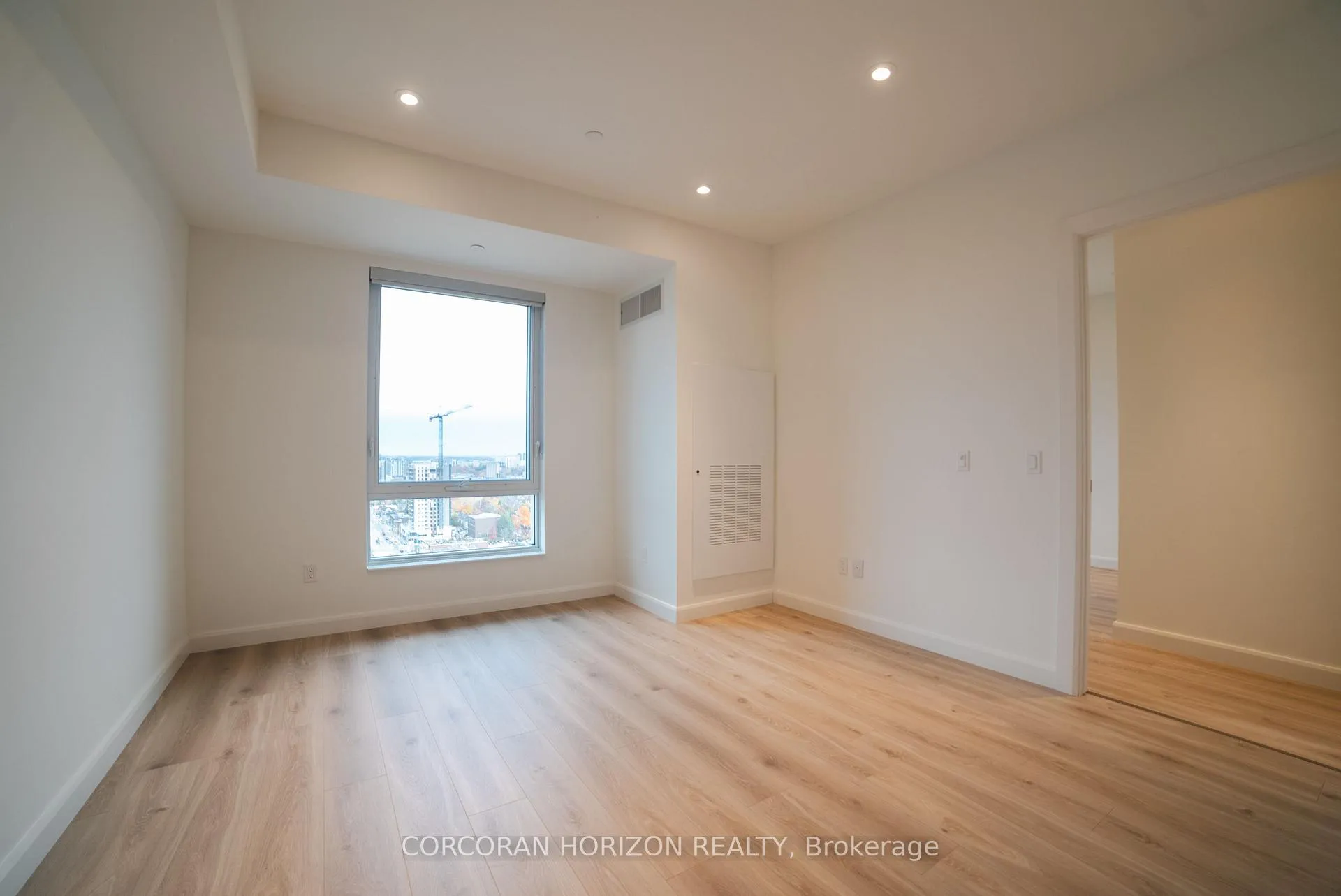 Photo 10 of Unit 1804, 741 King Street W, Kitchener — HOMEH
